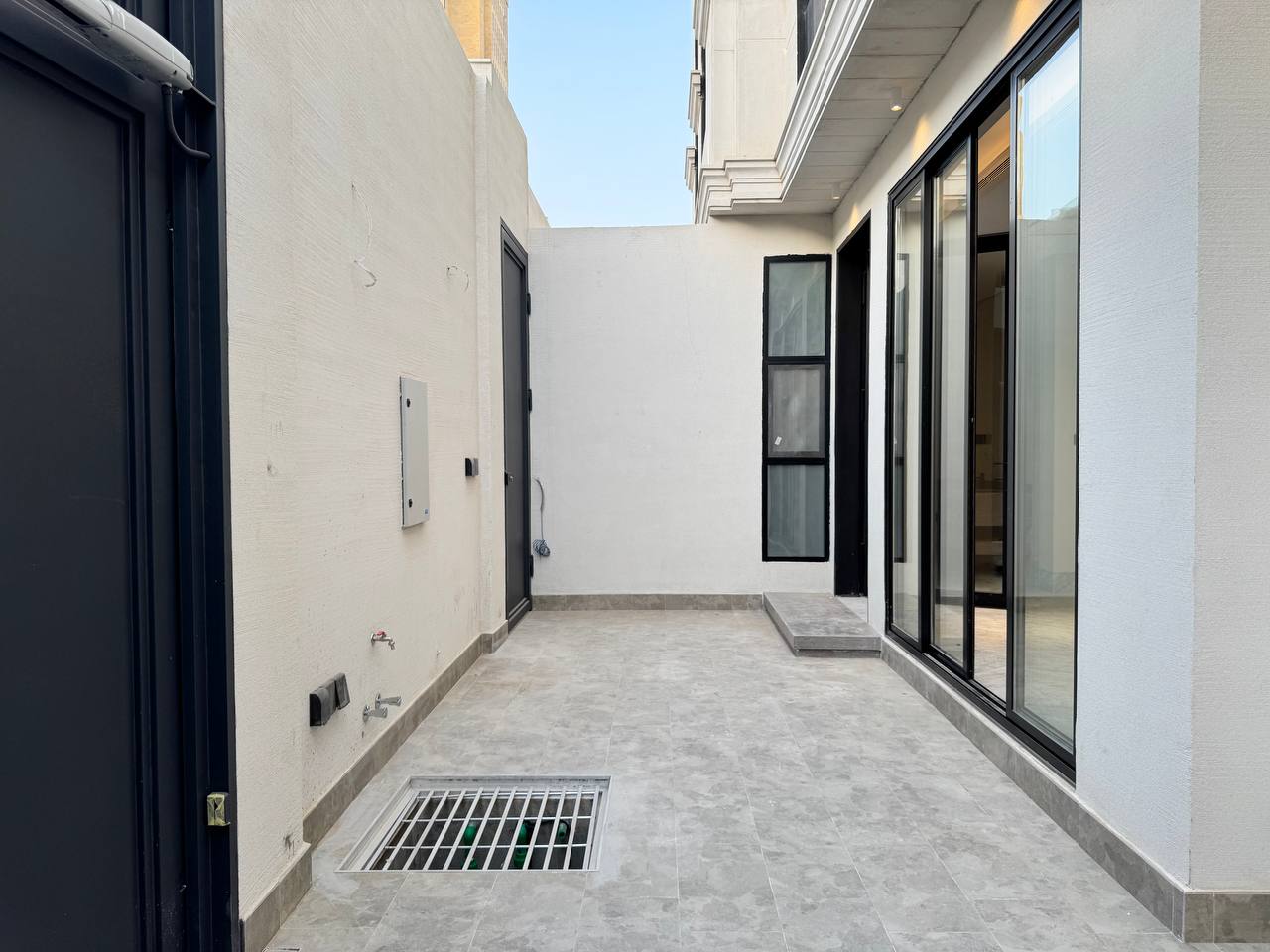 property_image_undefined