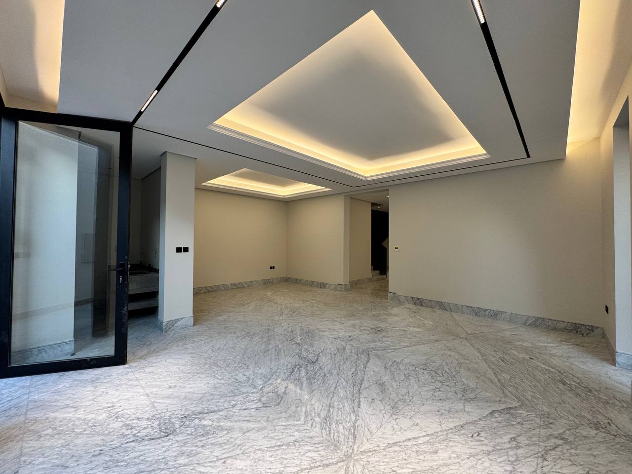 property_image_undefined