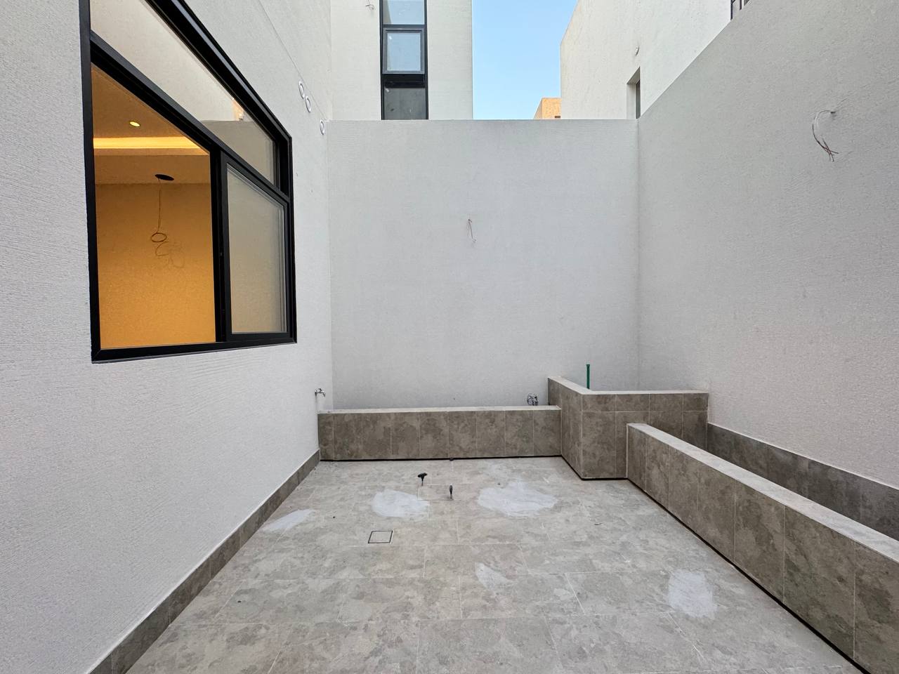 property_image_undefined