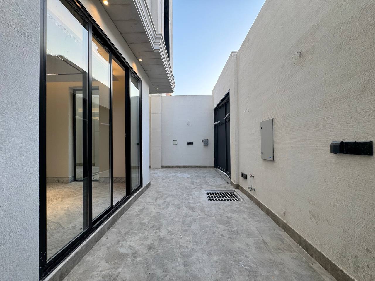 property_image_undefined