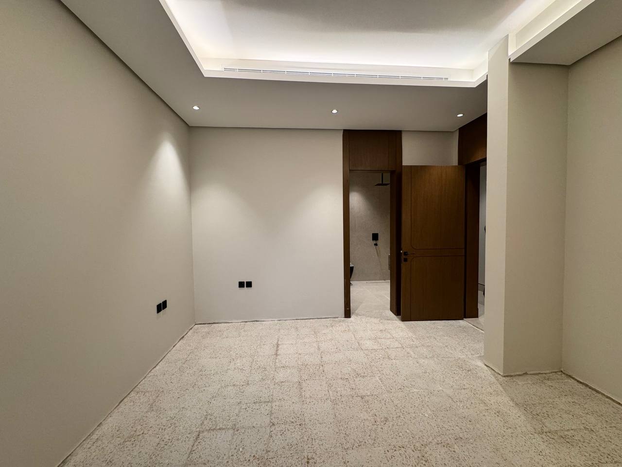 property_image_undefined