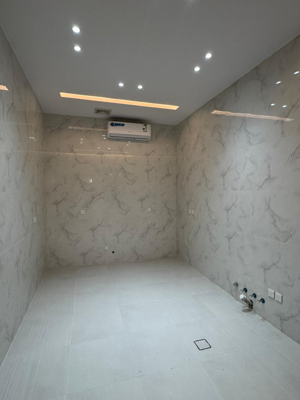 property_image_undefined