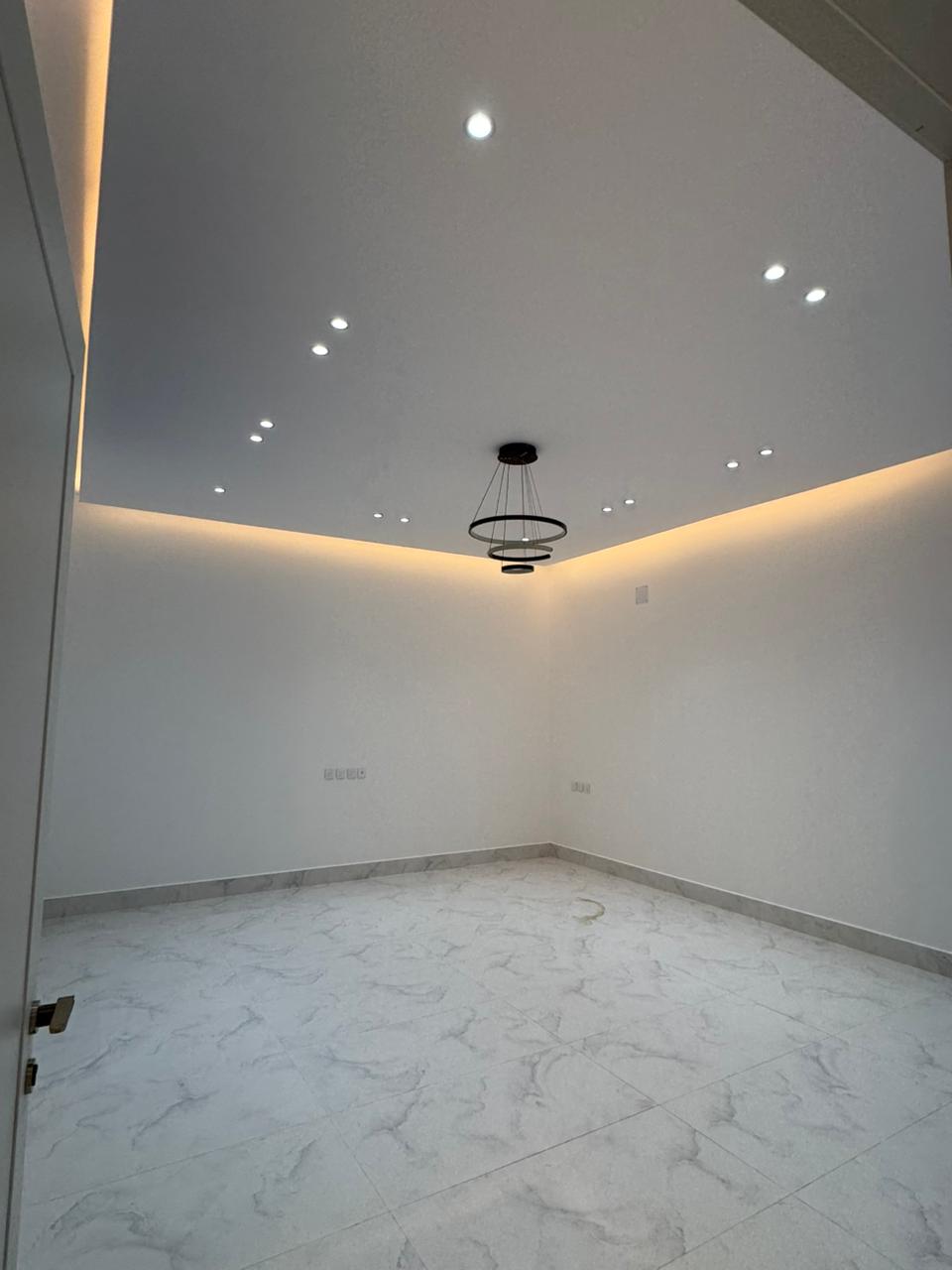 property_image_undefined