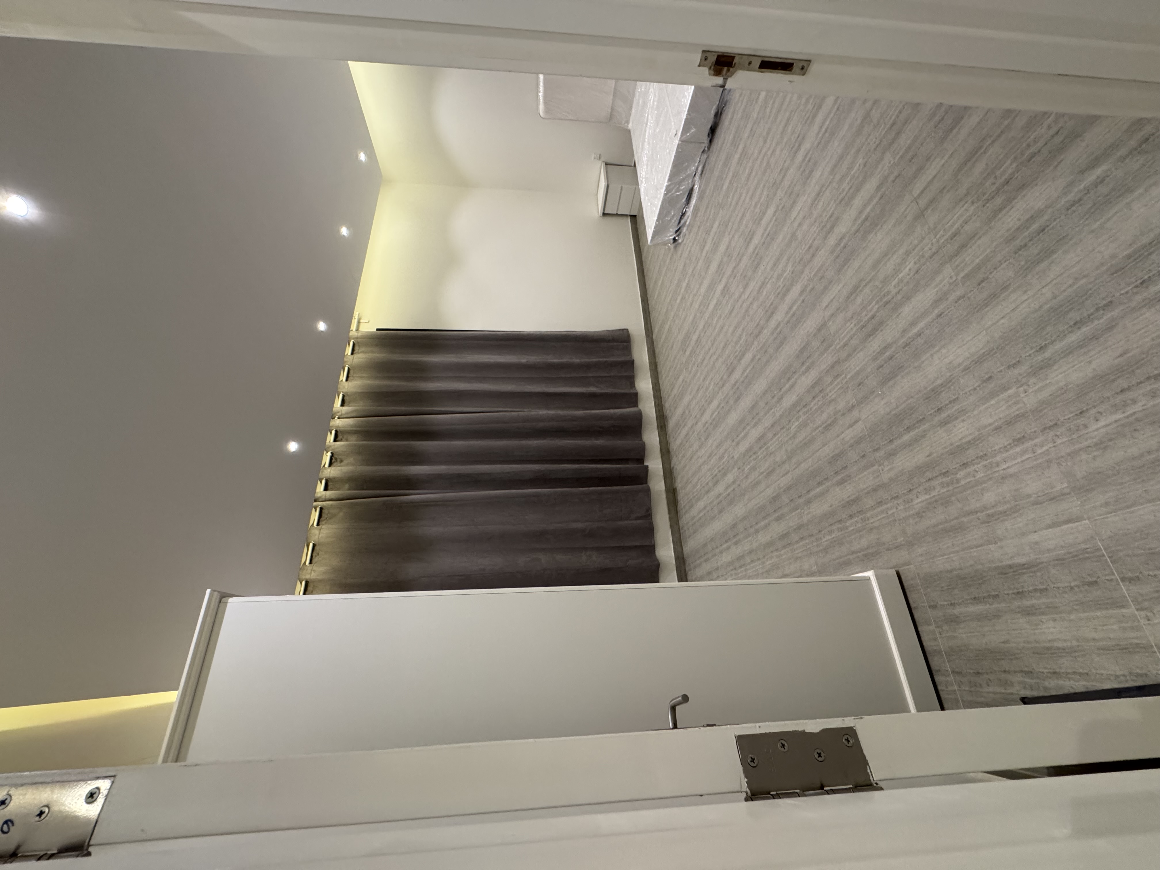 property_image_undefined