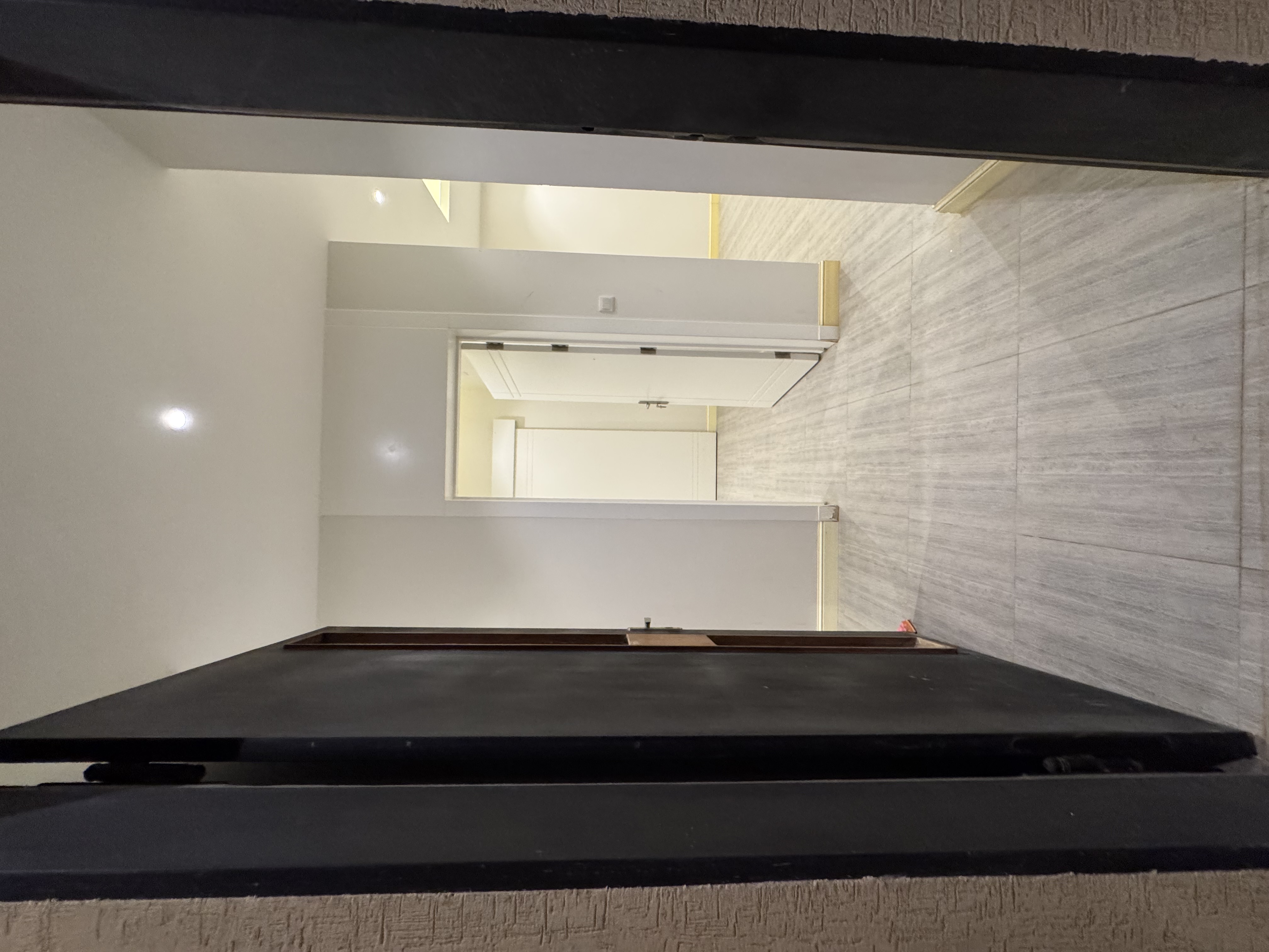 property_image_undefined