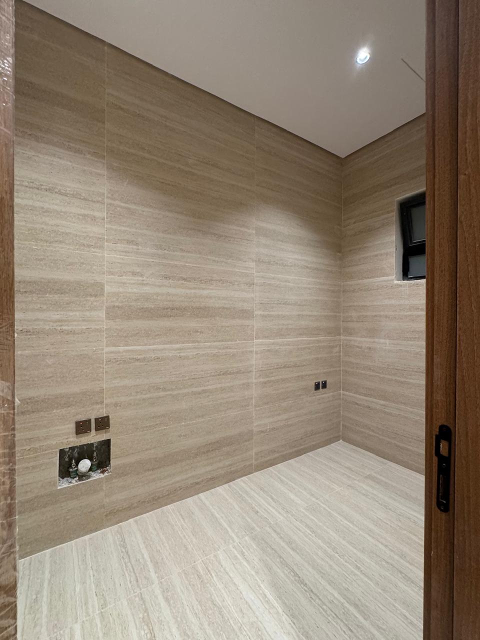 property_image_undefined