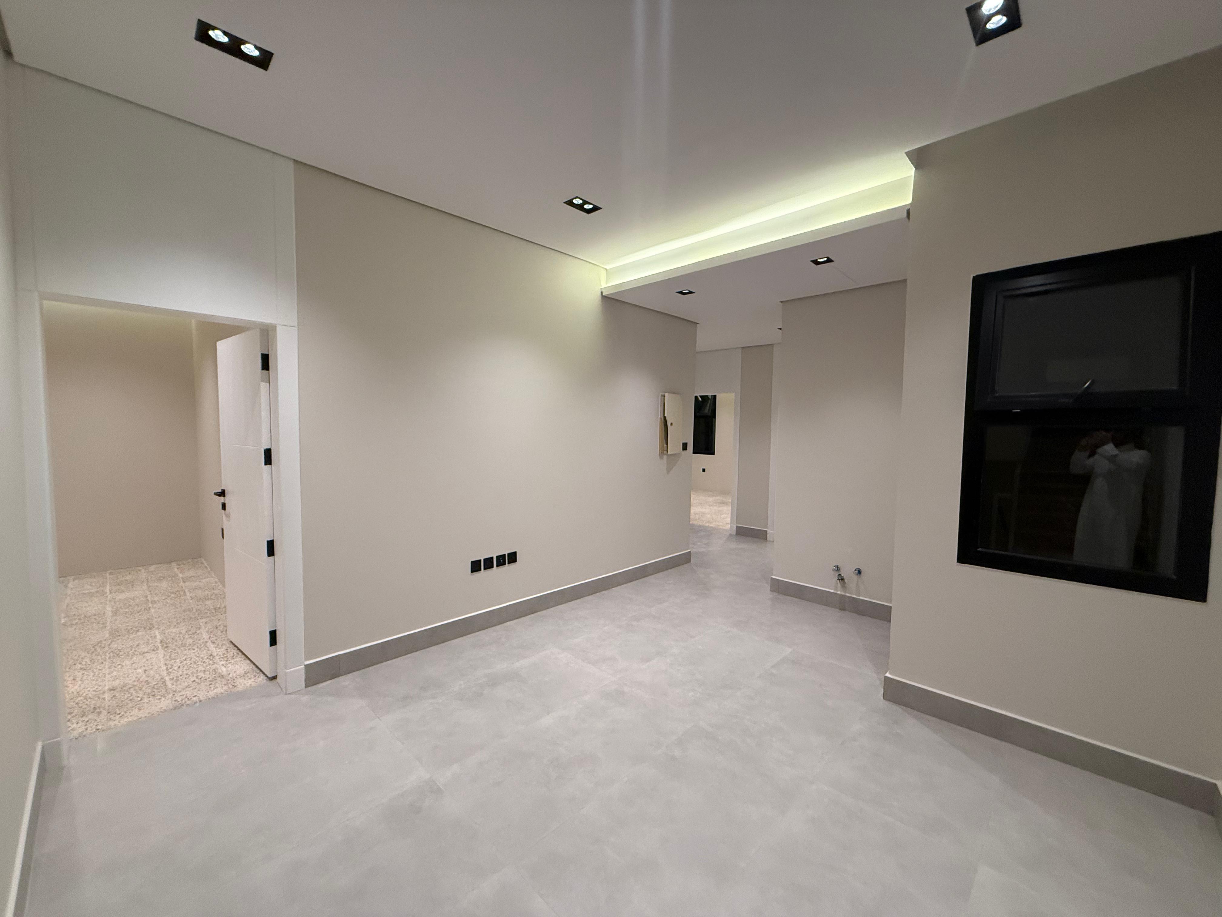 property_image_undefined