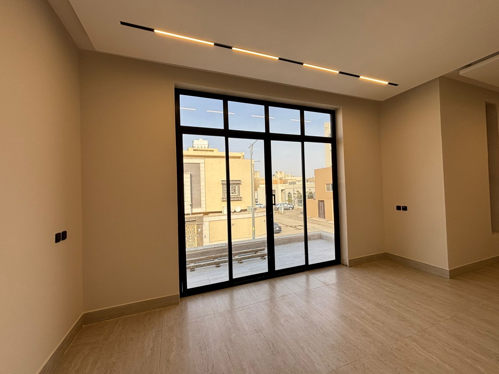 property_image_undefined