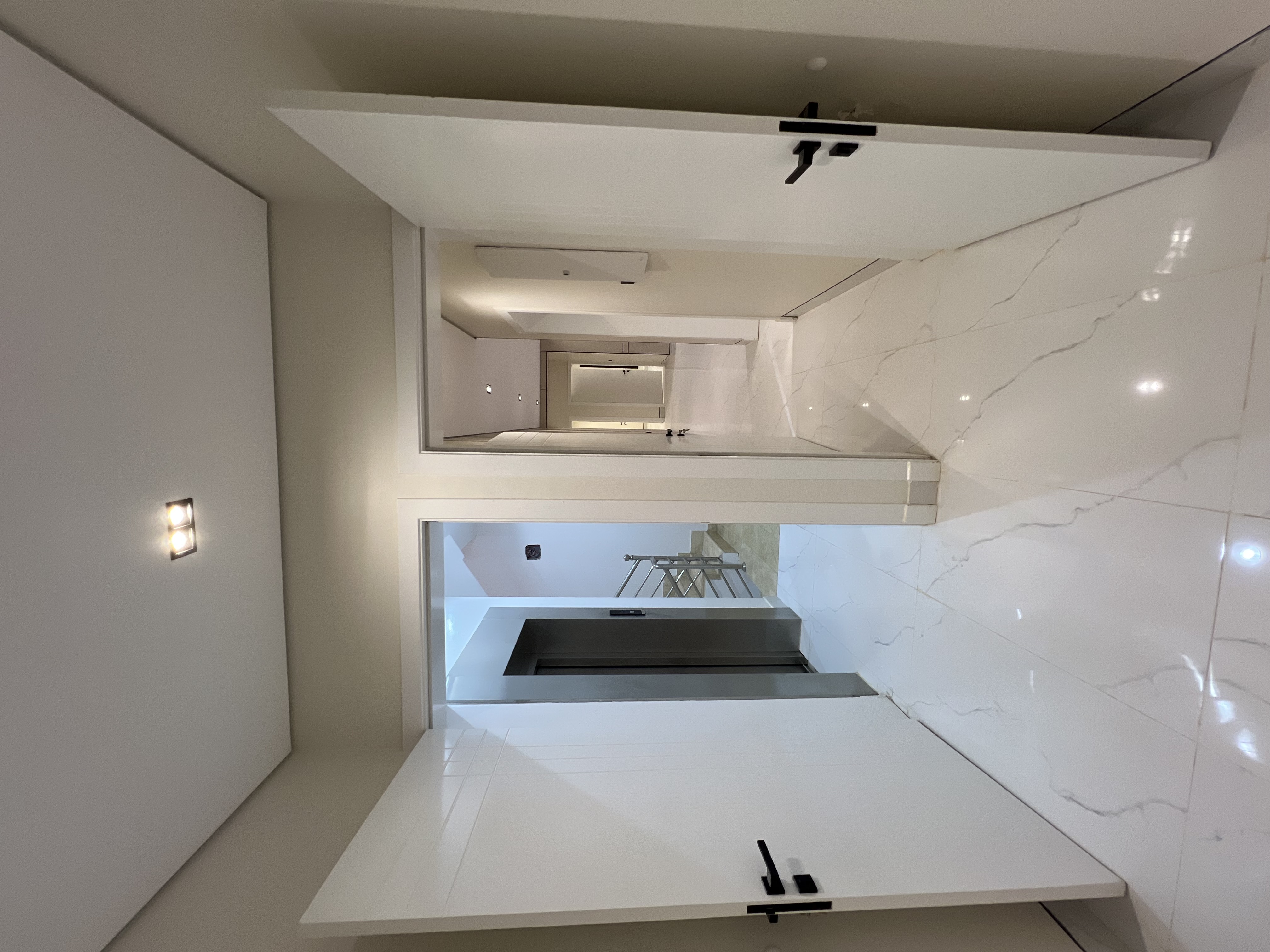 property_image_undefined