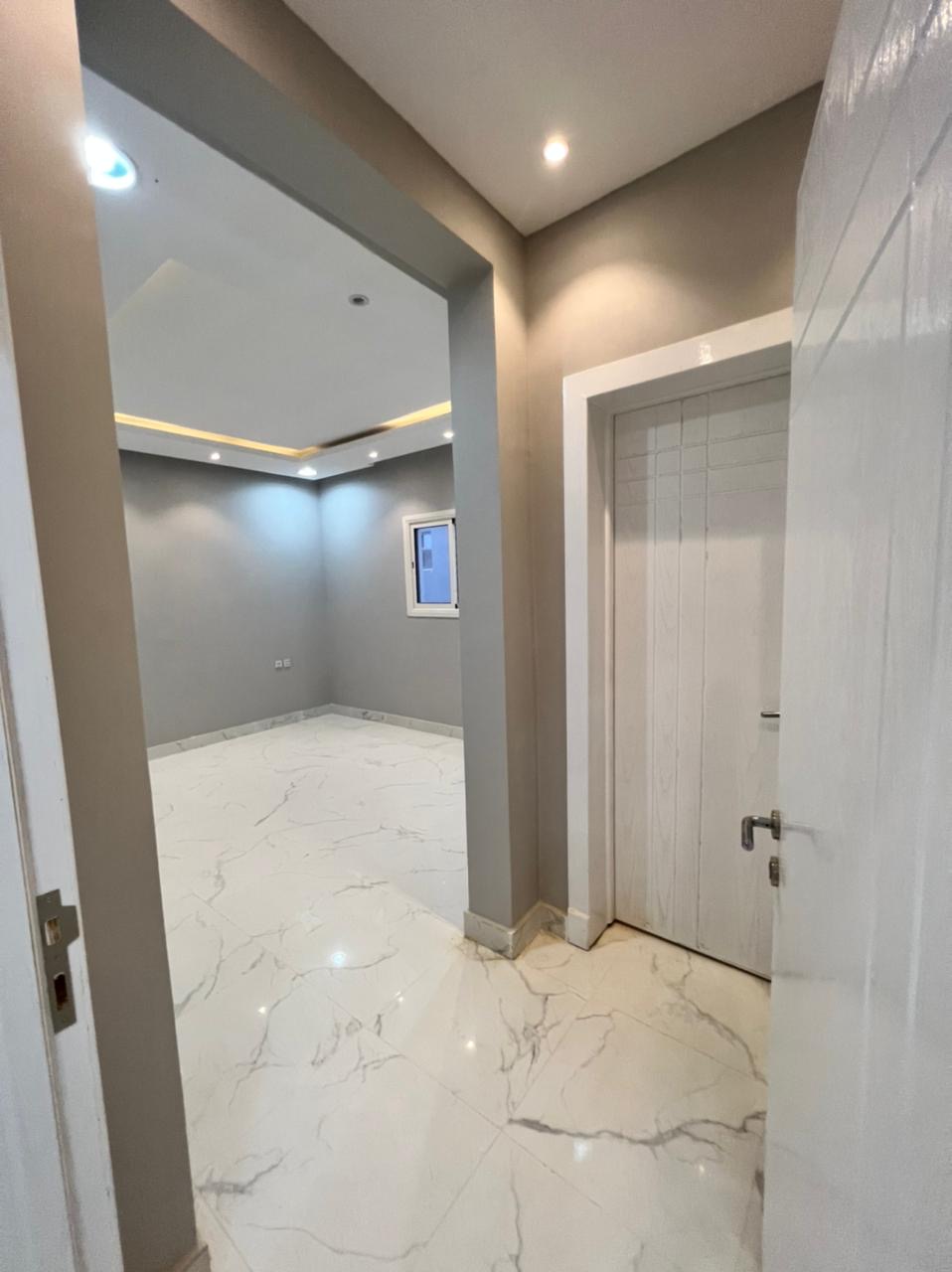 property_image_undefined