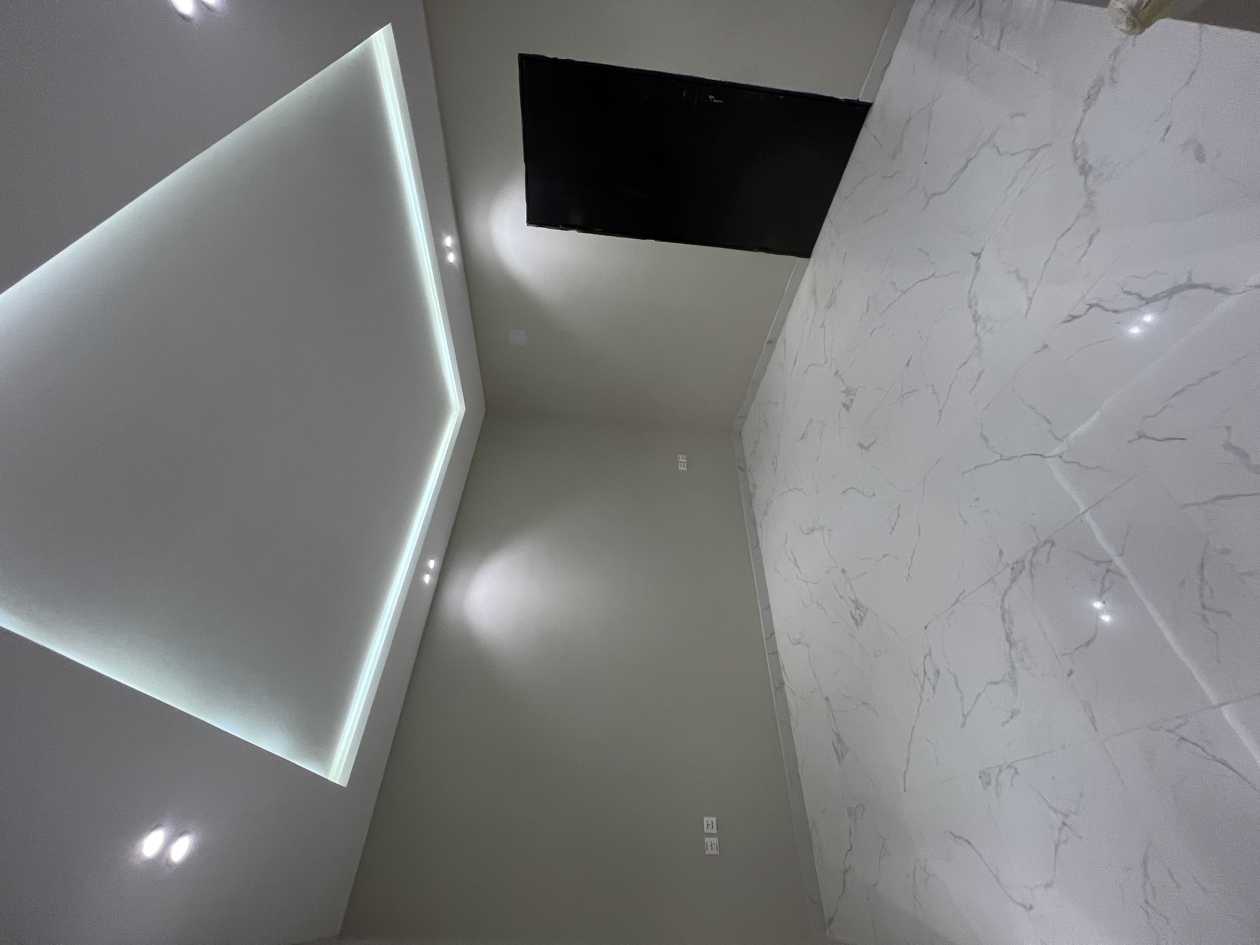 property_image_undefined