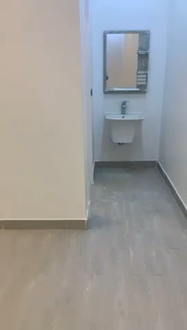 property_image_undefined