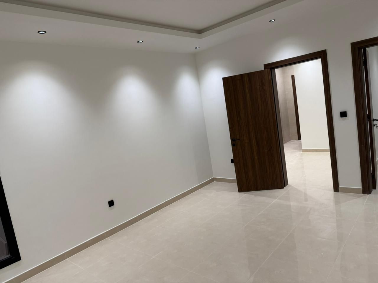 property_image_undefined