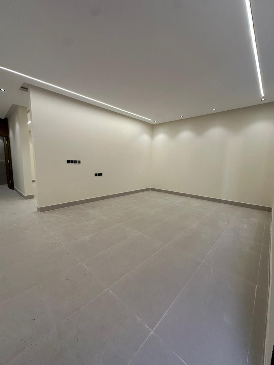 property_image_undefined