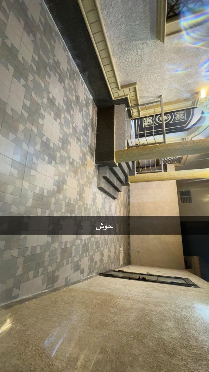 property_image_undefined