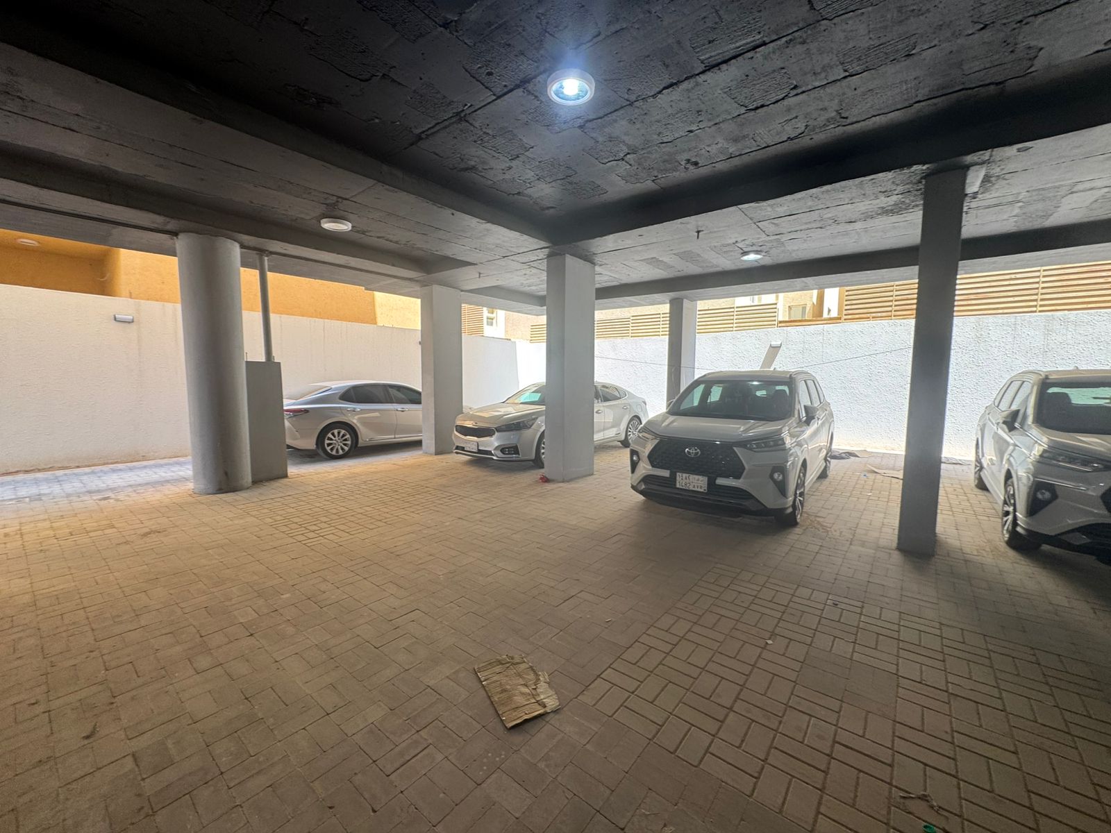 property_image_undefined