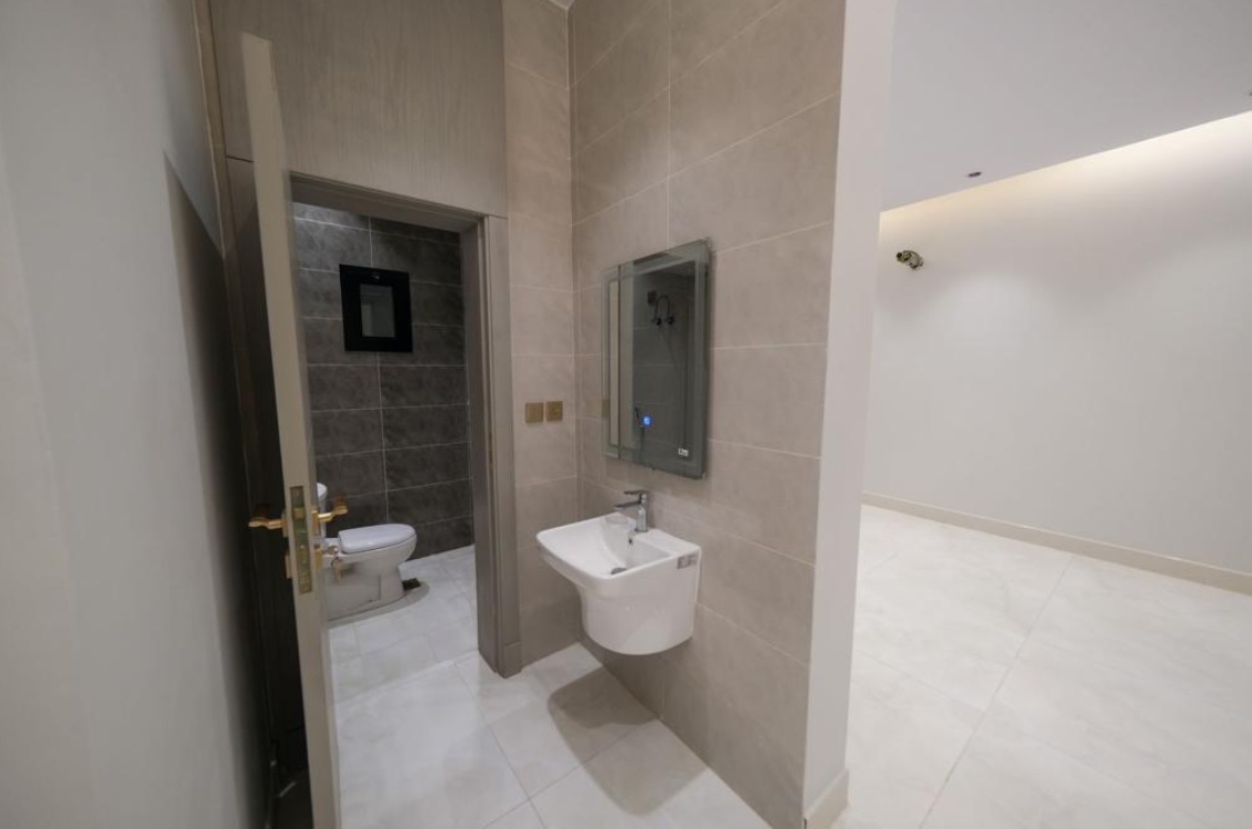 property_image_undefined