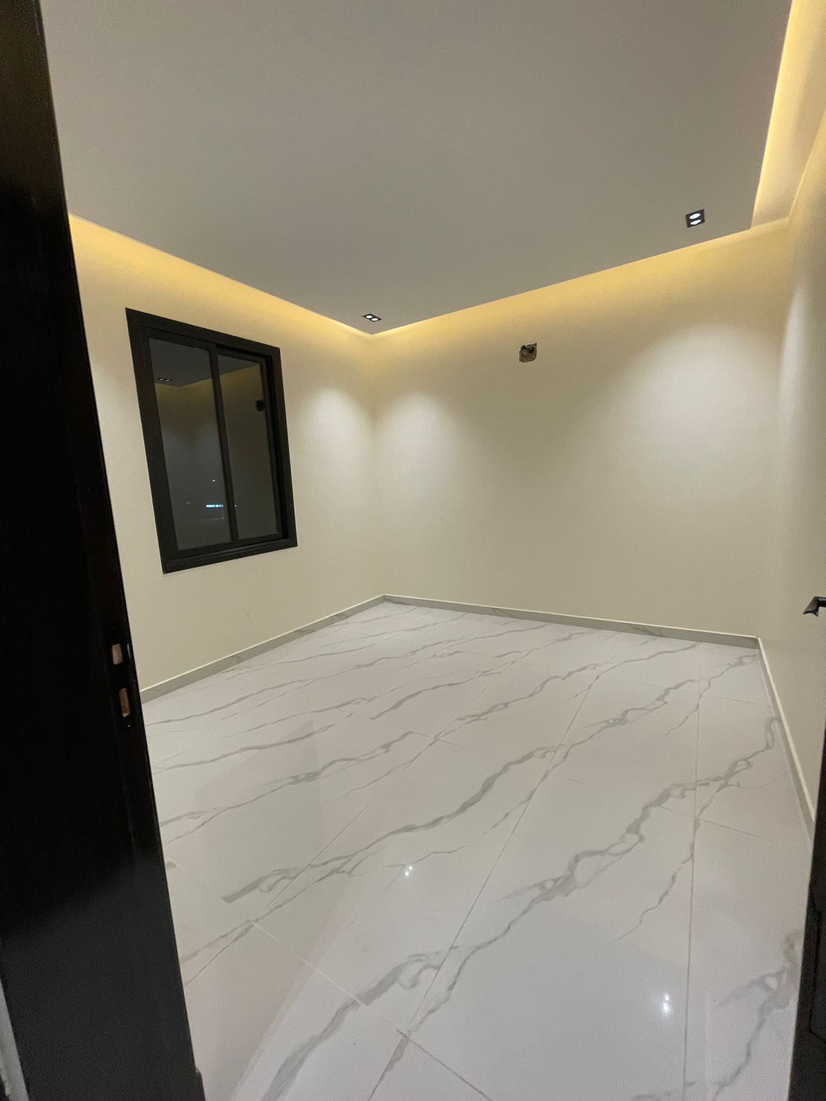 property_image_undefined