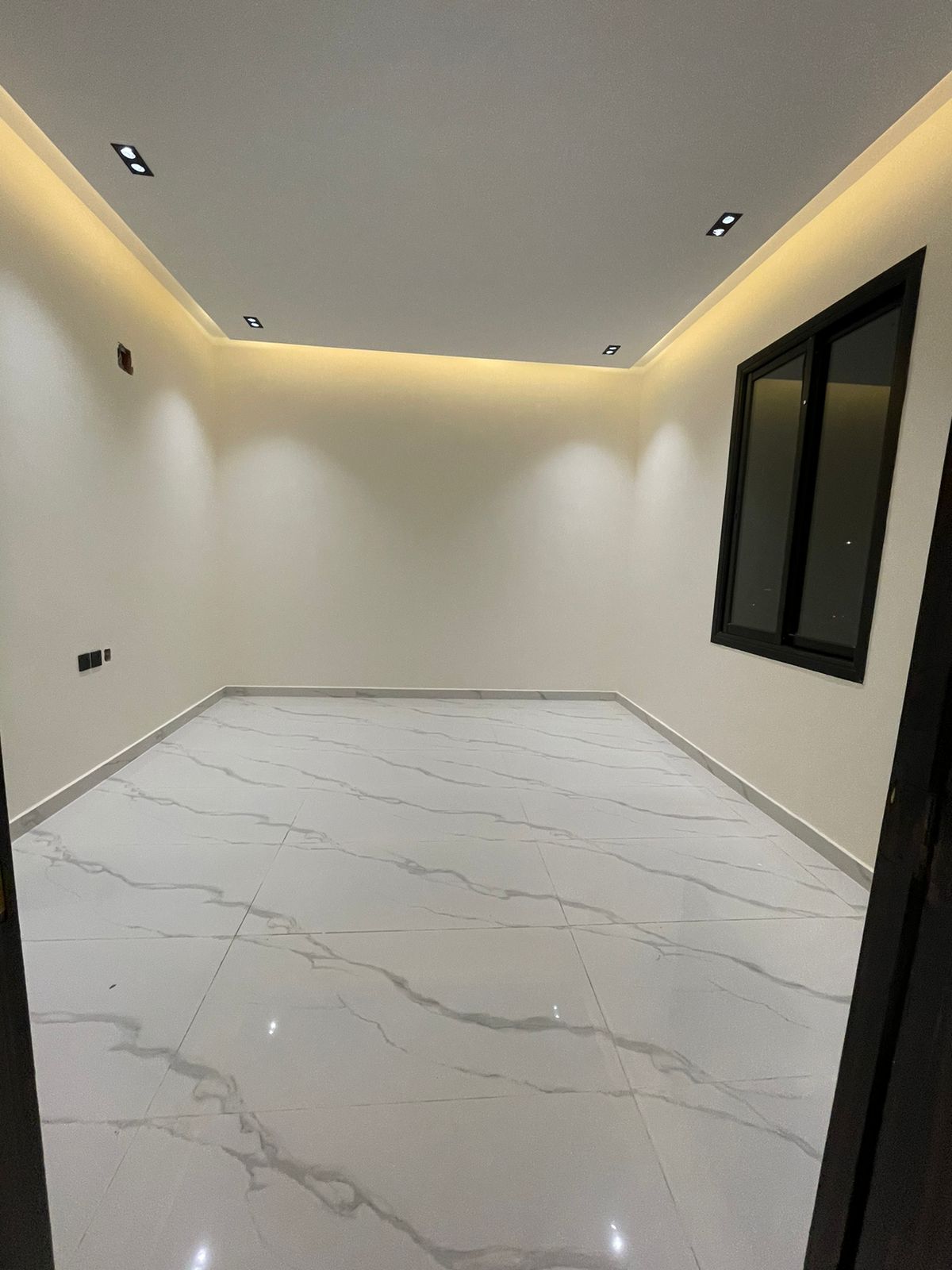 property_image_undefined