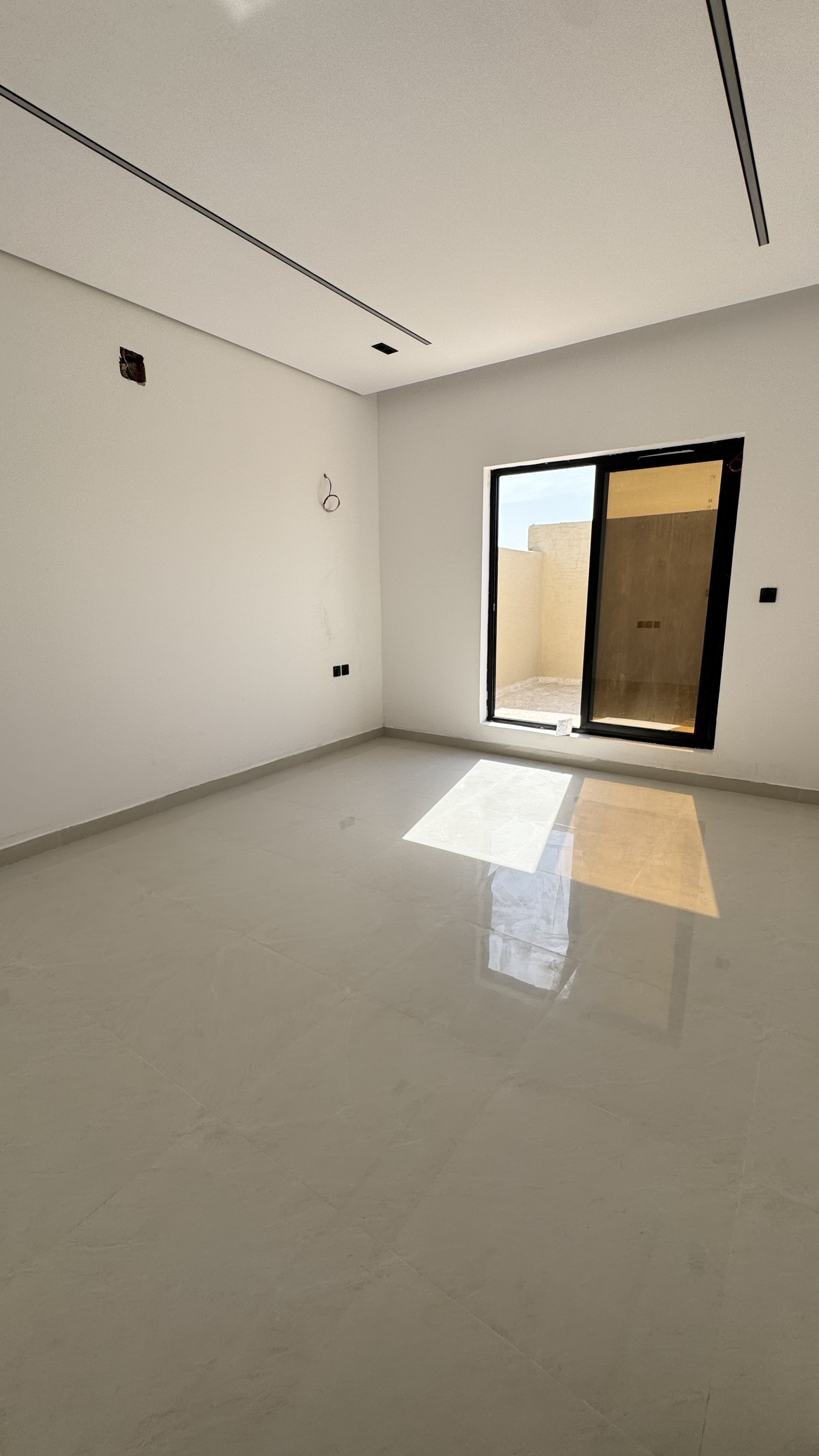 property_image_undefined