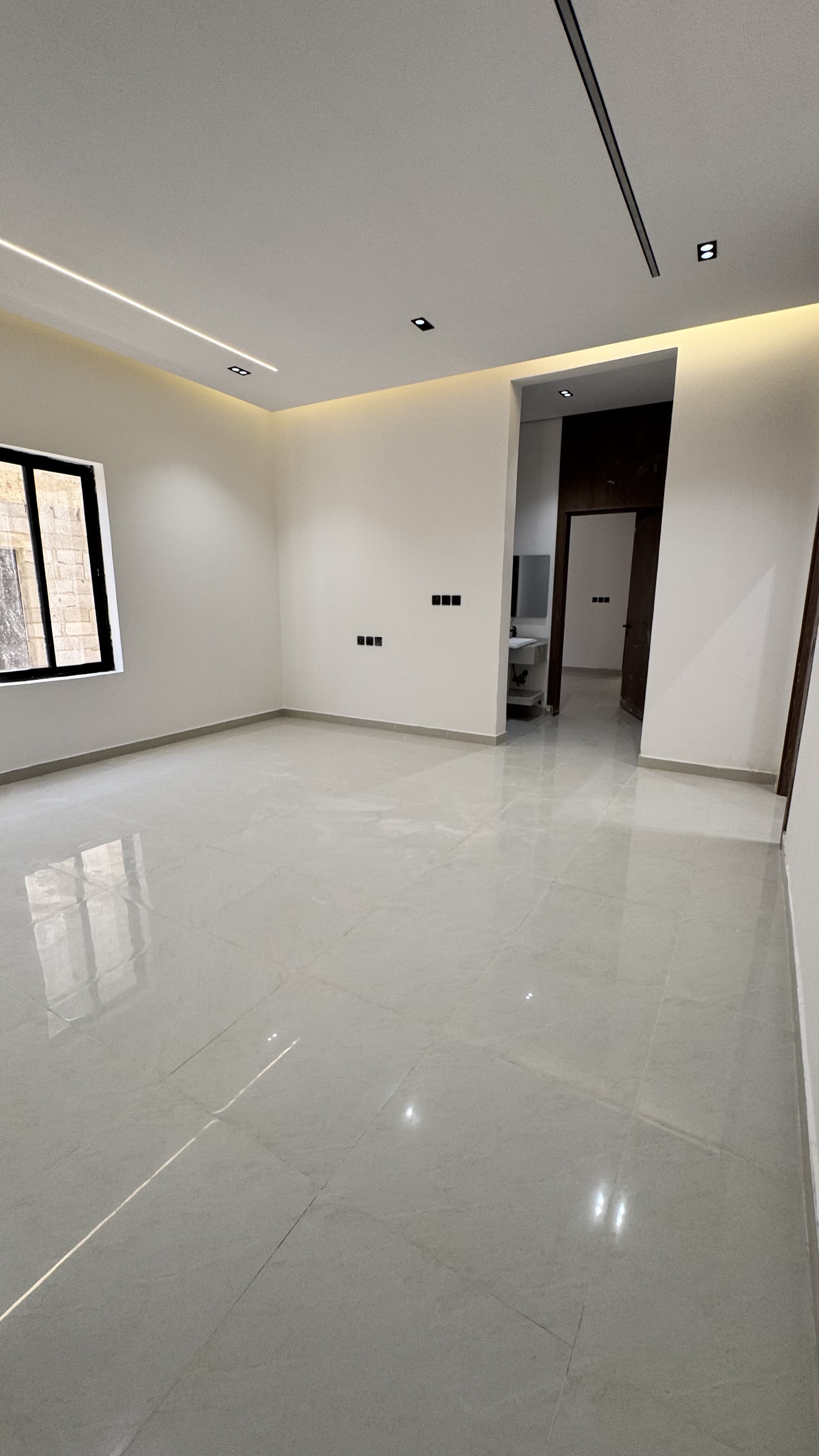 property_image_undefined