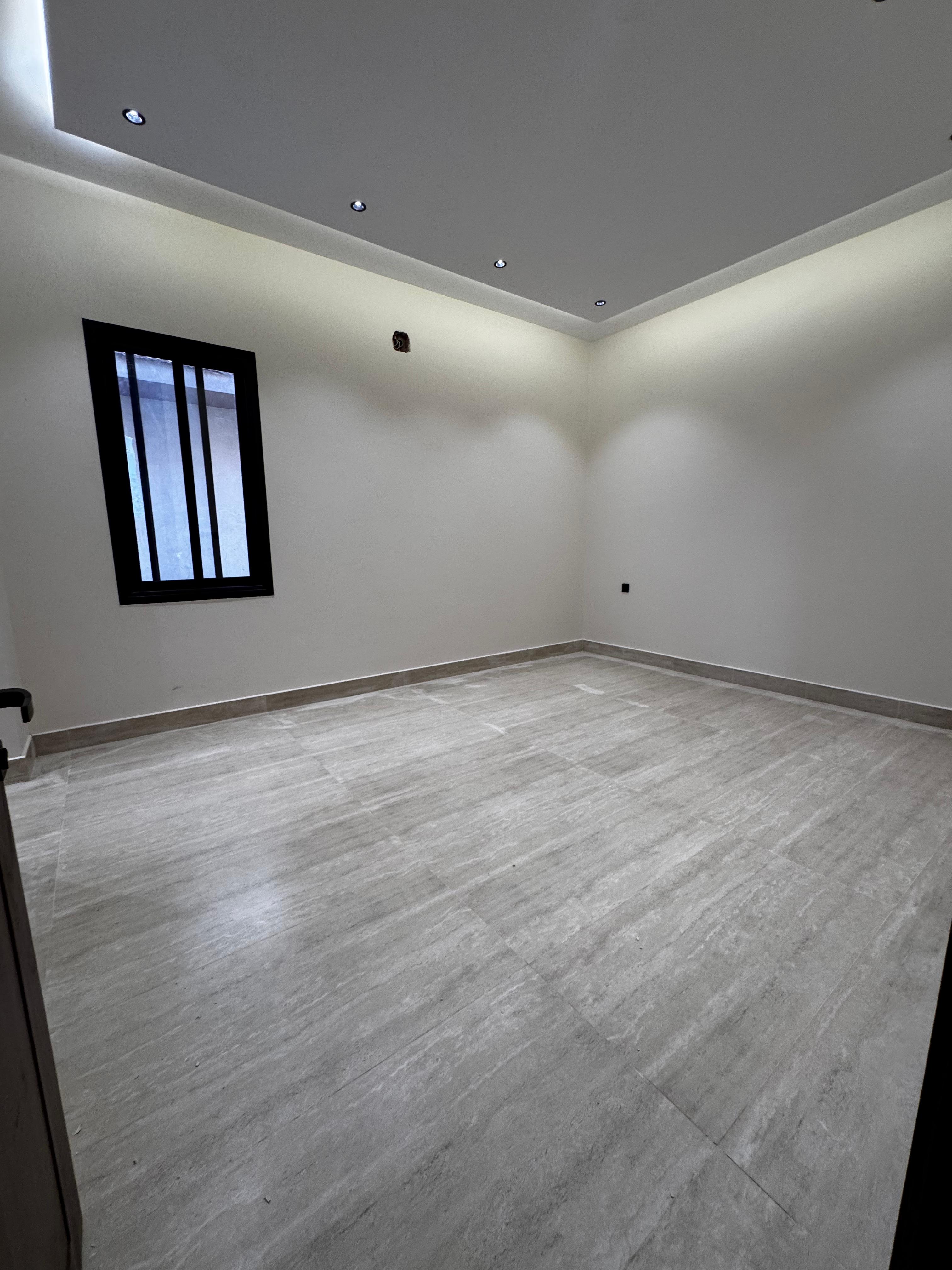 property_image_undefined