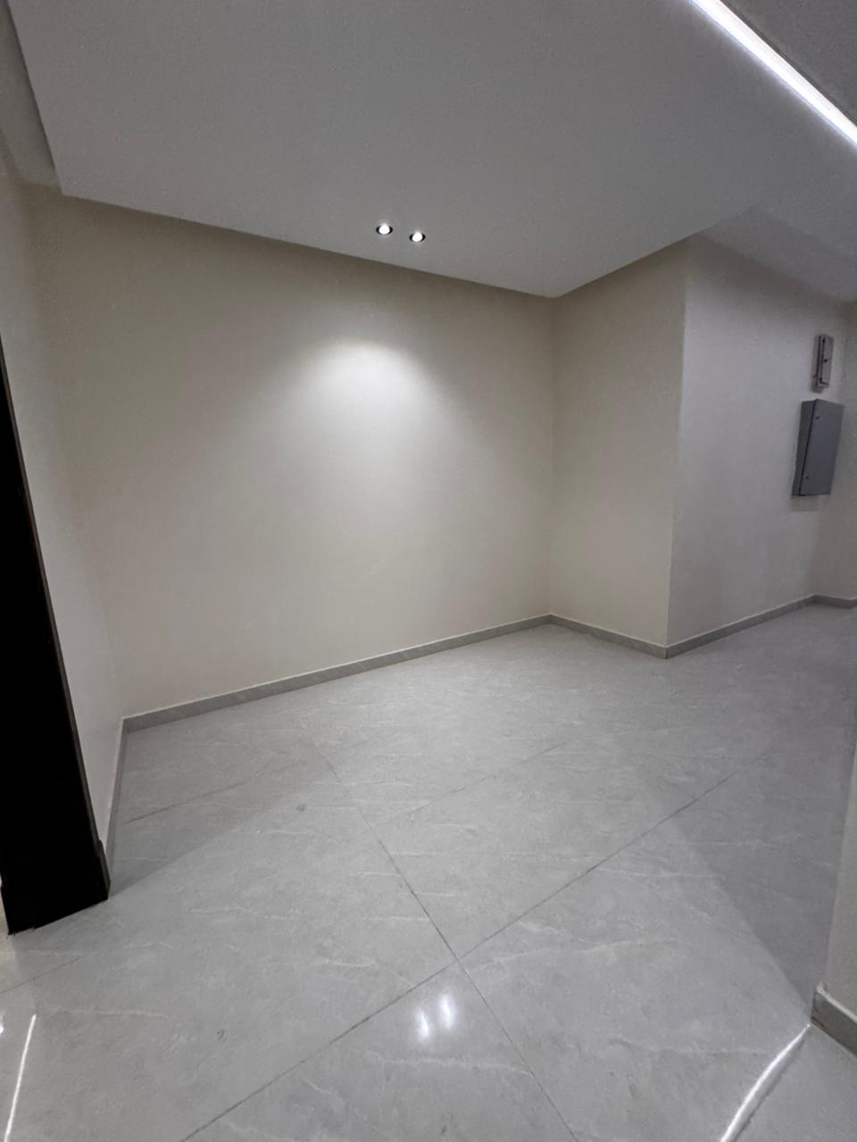 property_image_undefined