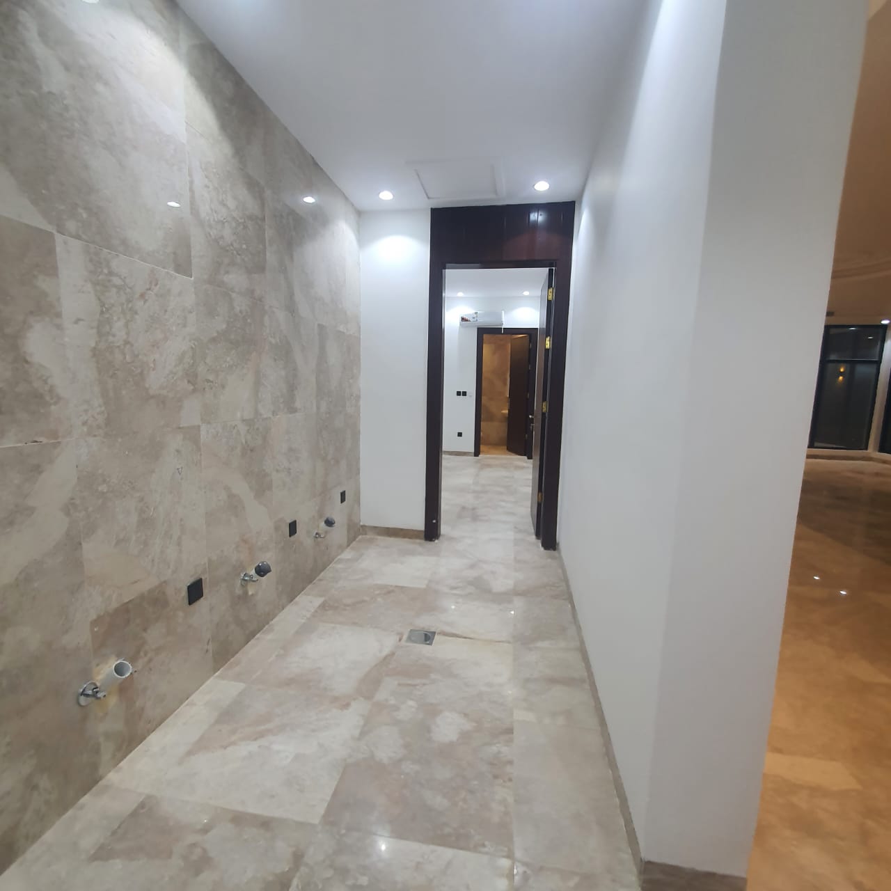 property_image_undefined