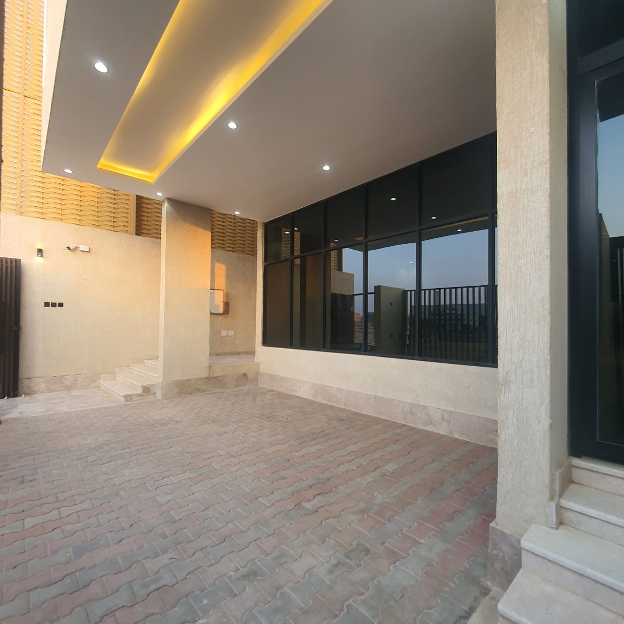 property_image_undefined