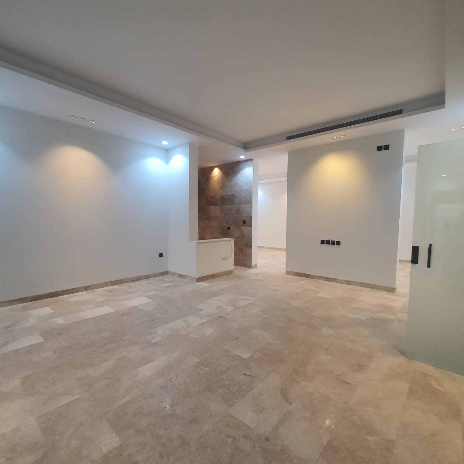 property_image_undefined