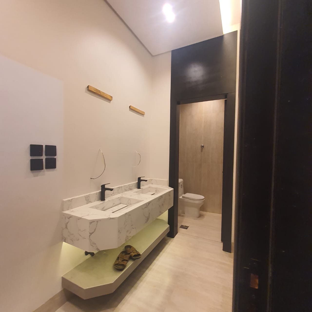 property_image_undefined