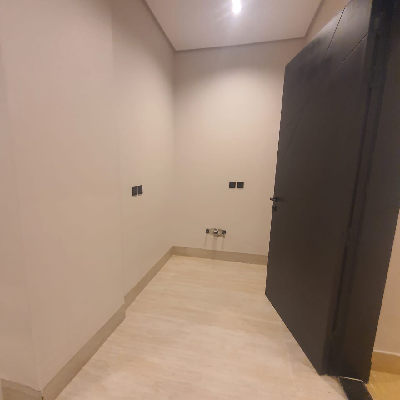 property_image_undefined