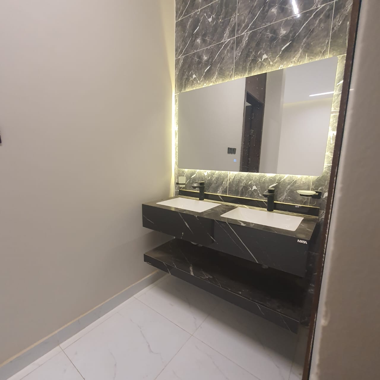 property_image_undefined