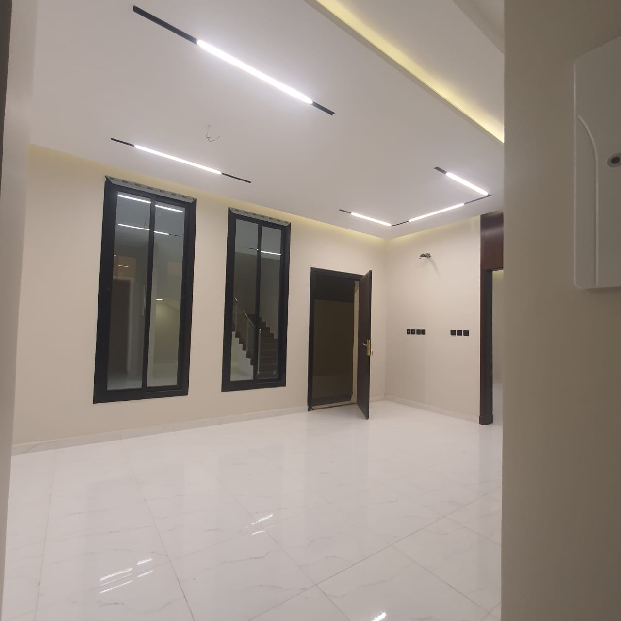 property_image_undefined