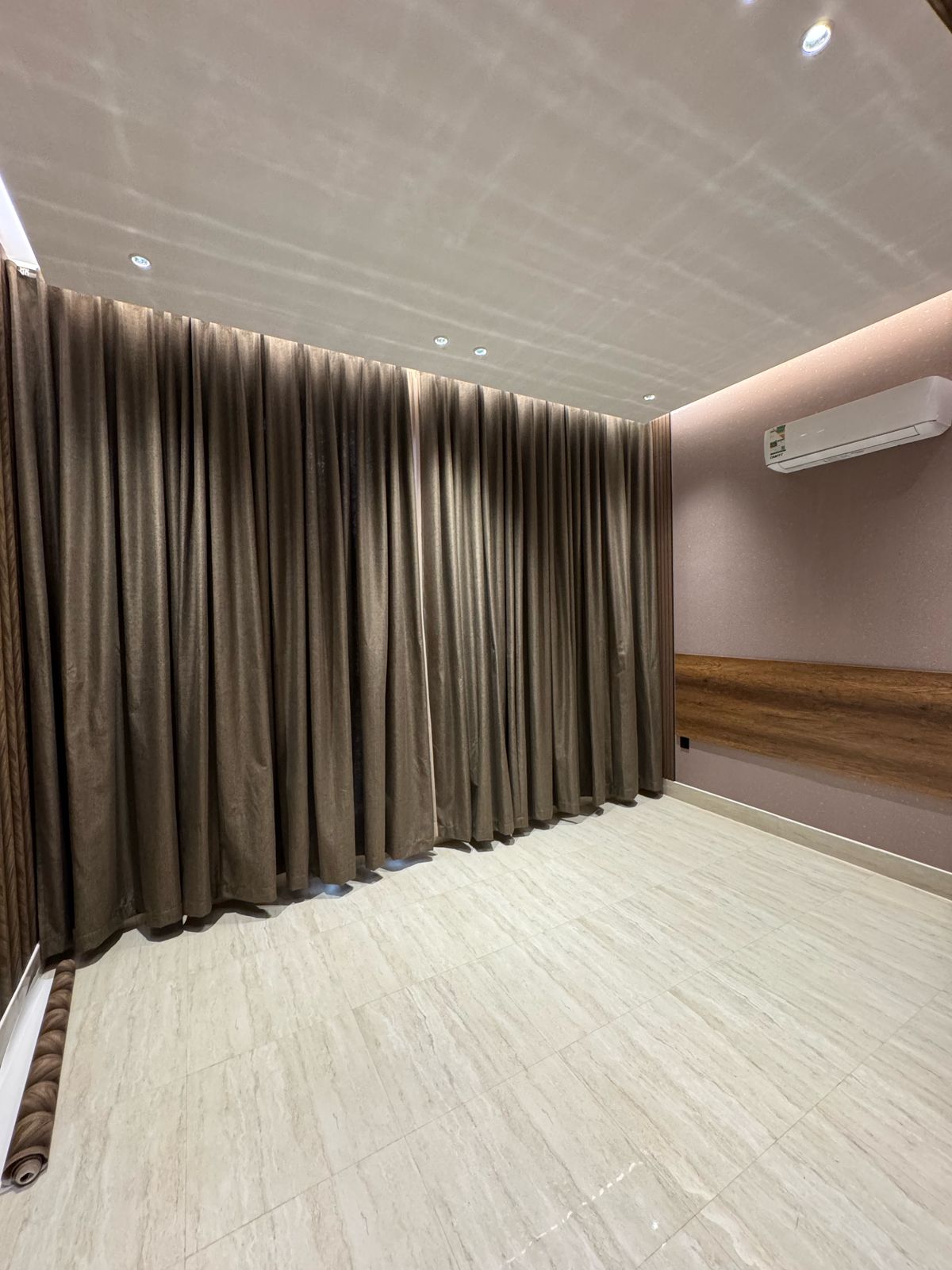 property_image_undefined