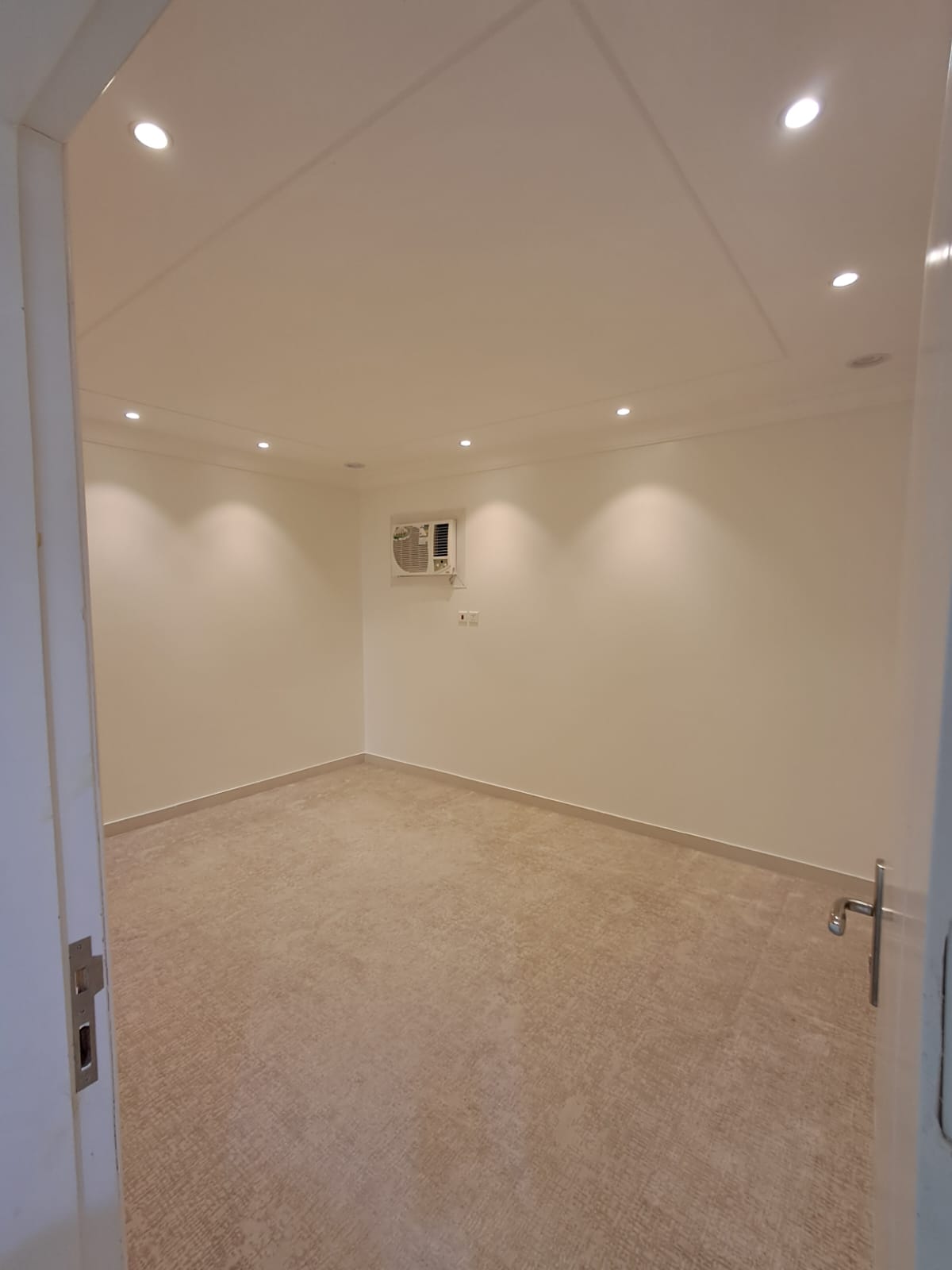 property_image_undefined