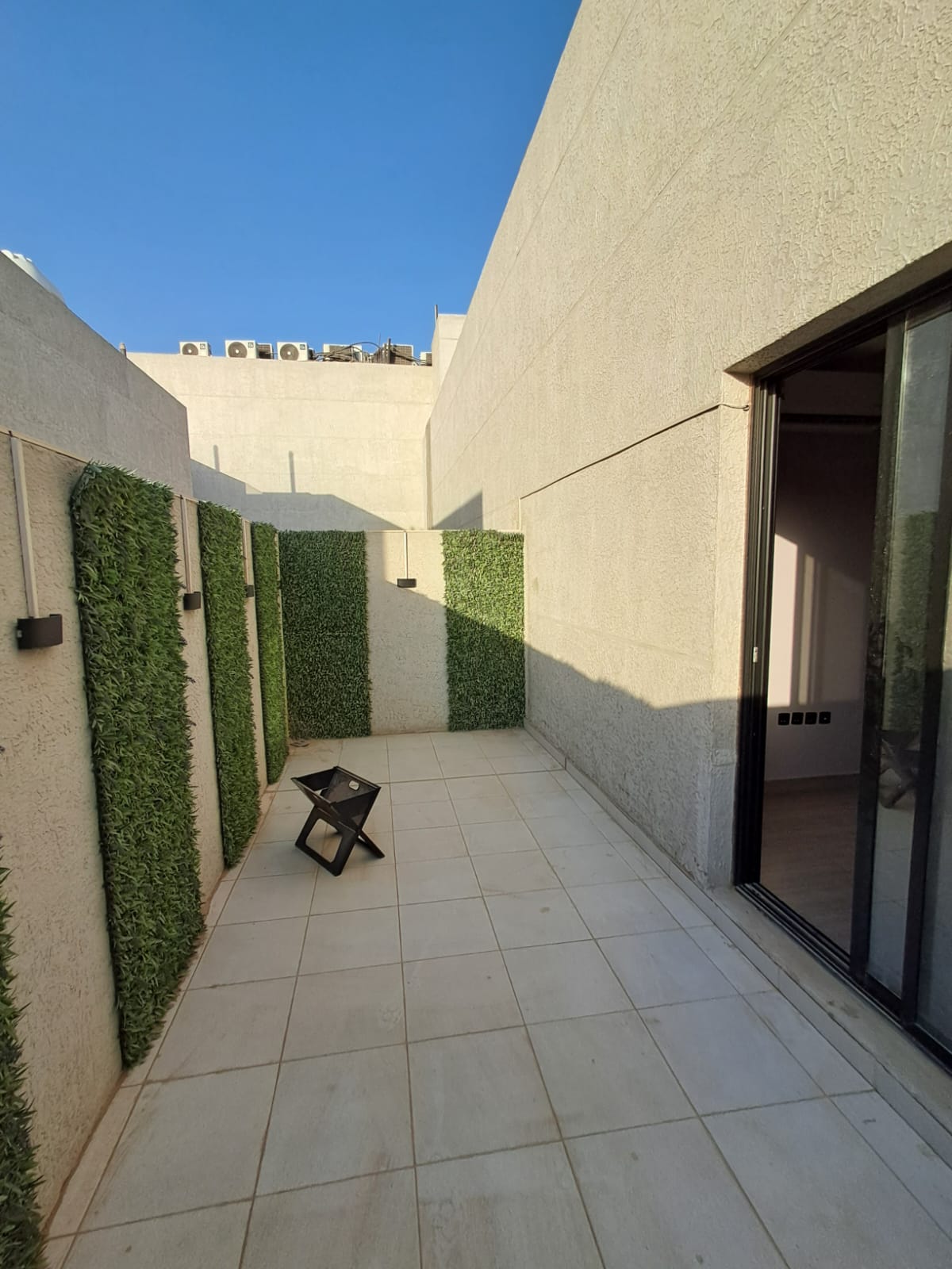 property_image_undefined