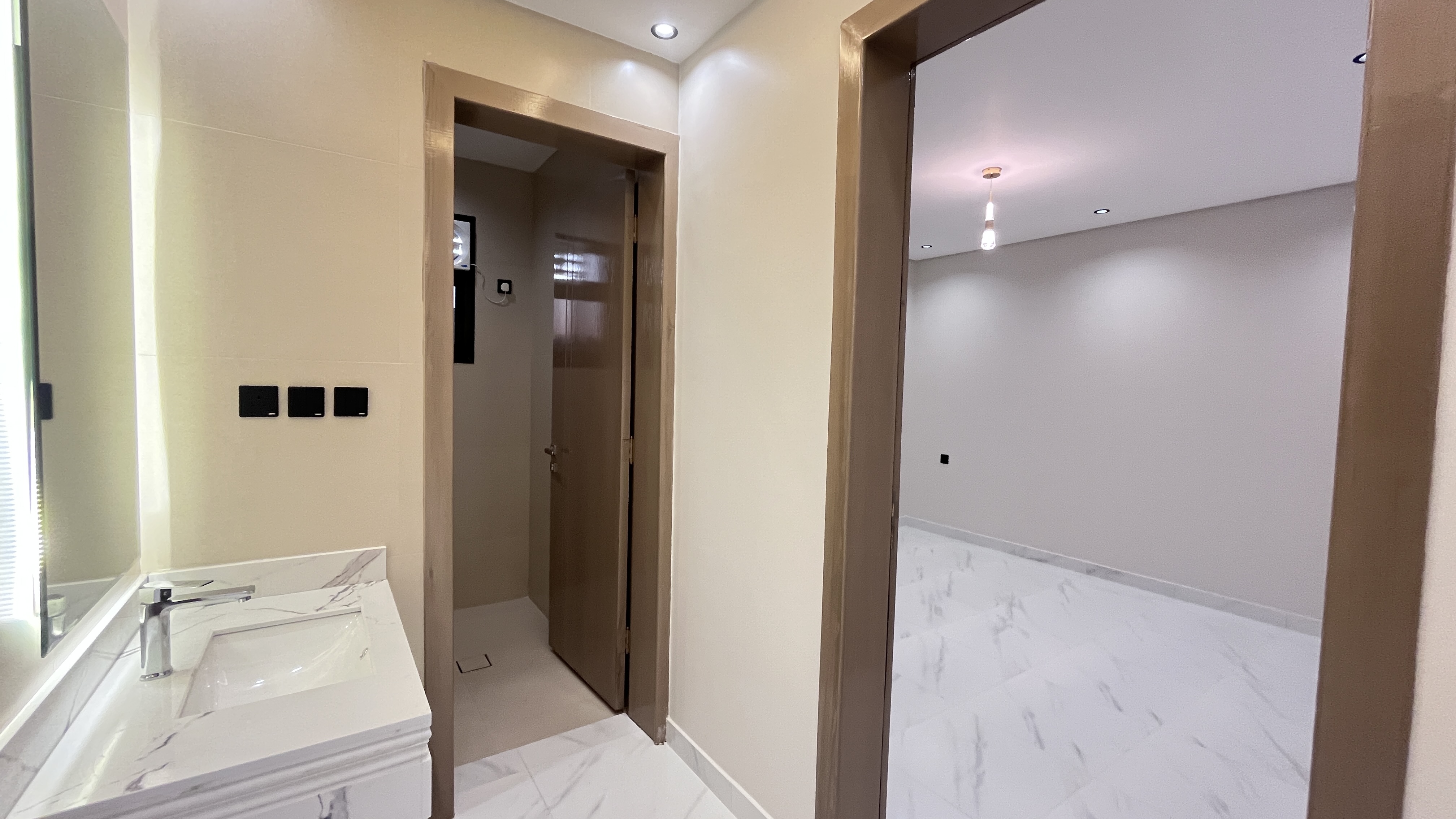 property_image_undefined