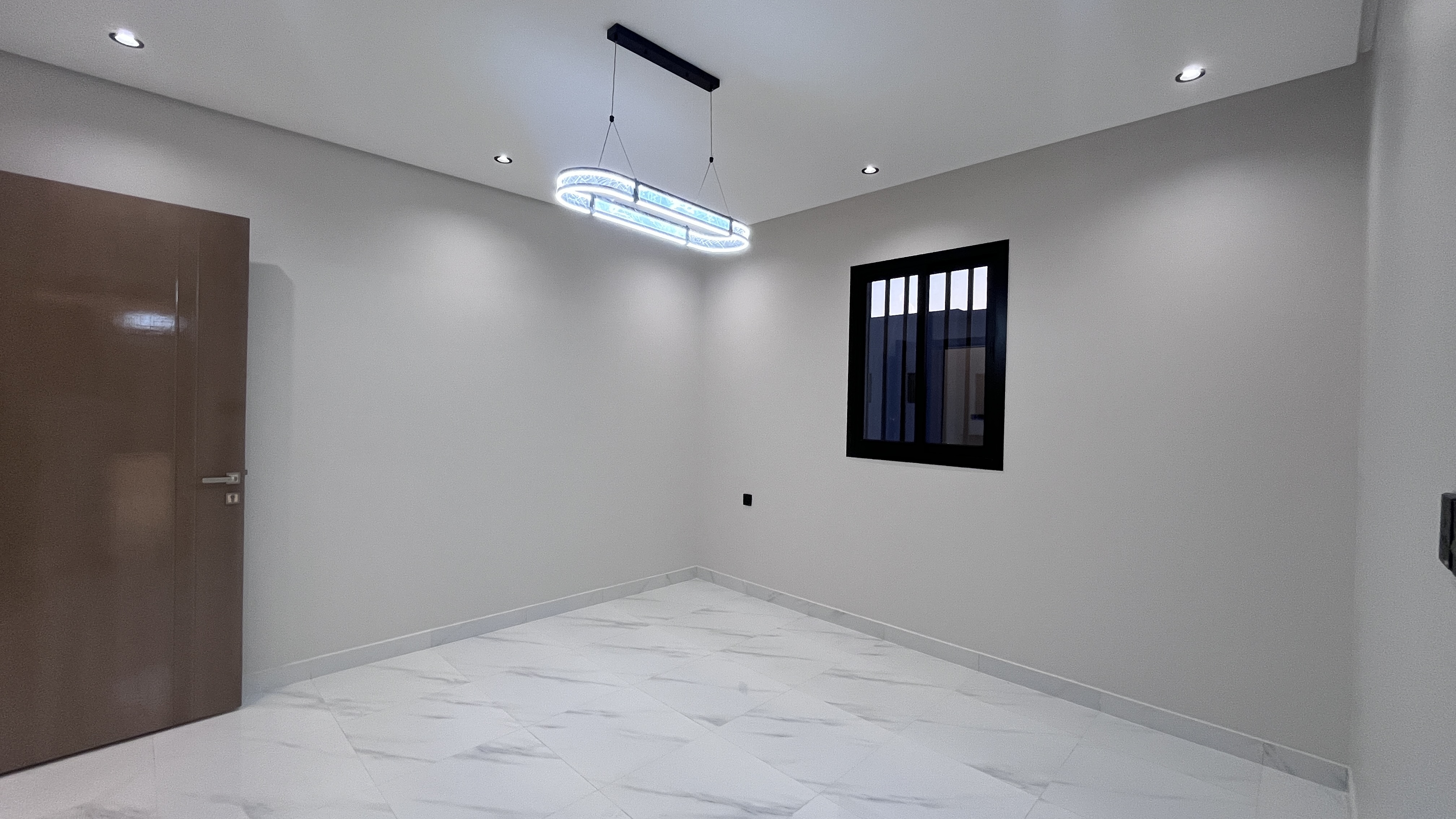 property_image_undefined