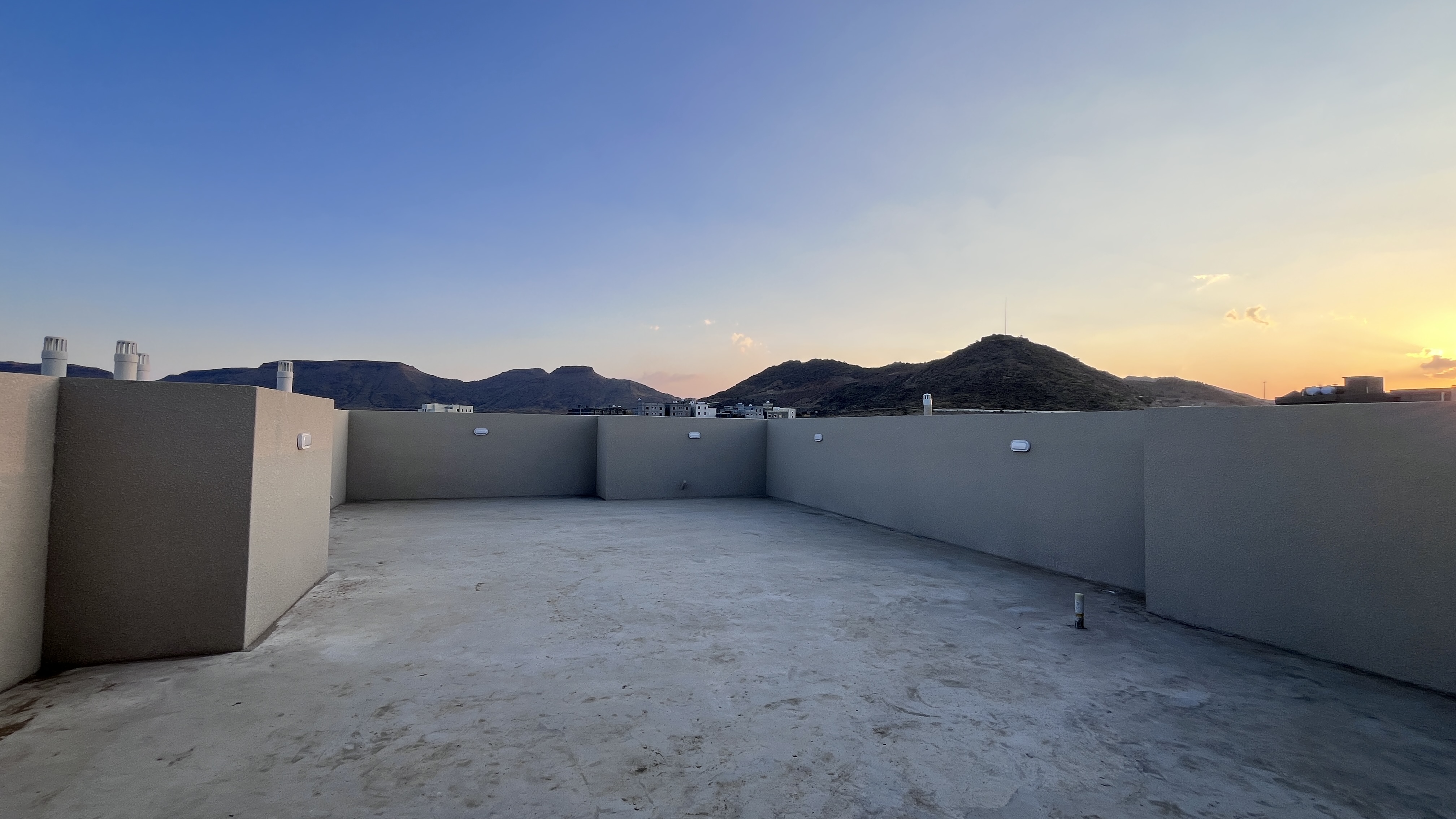 property_image_undefined