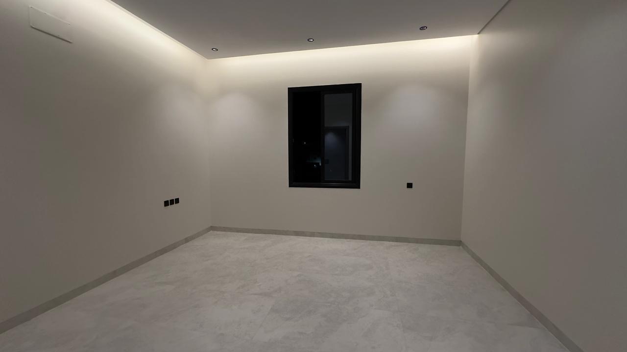 property_image_undefined