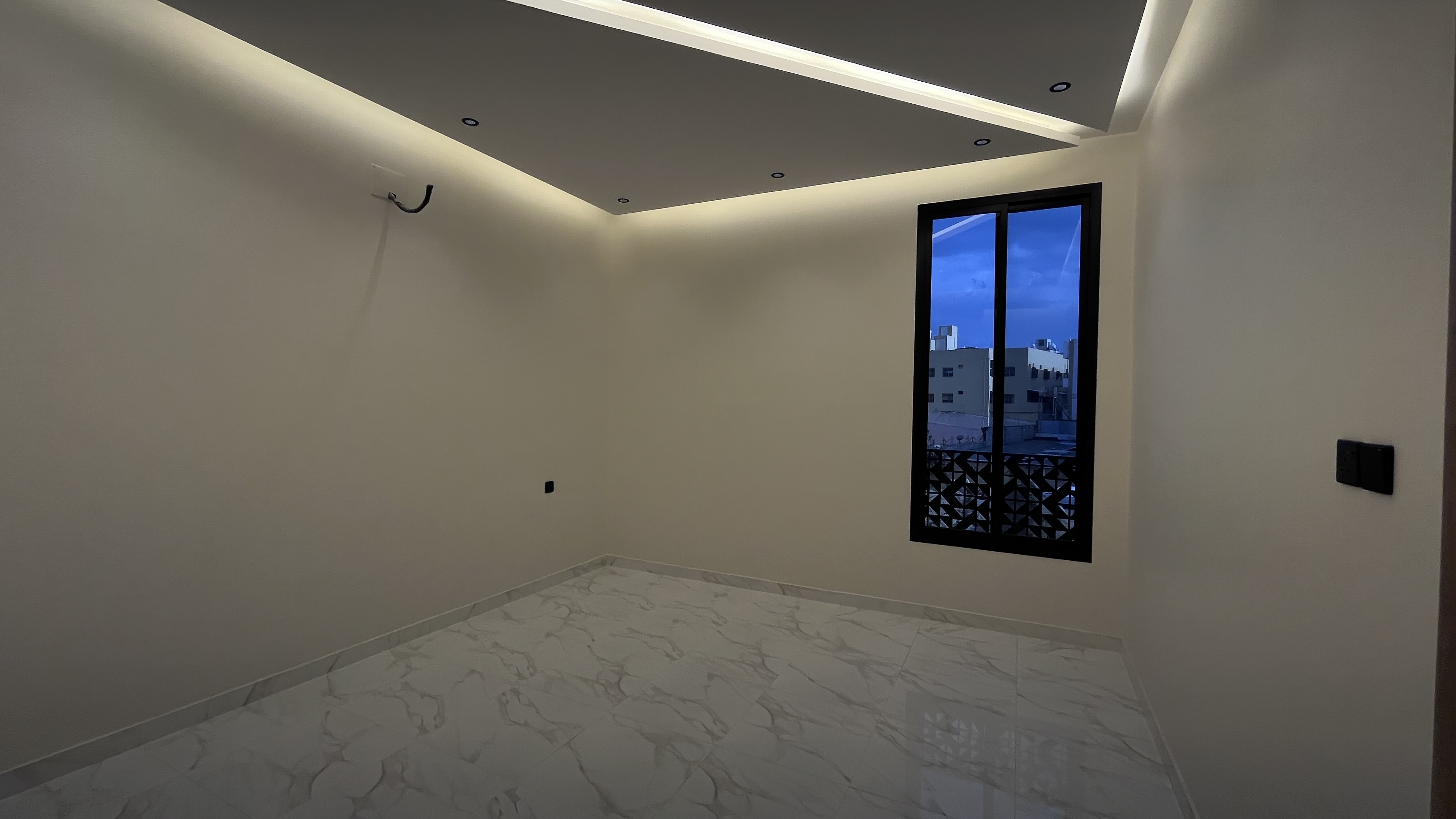 property_image_undefined