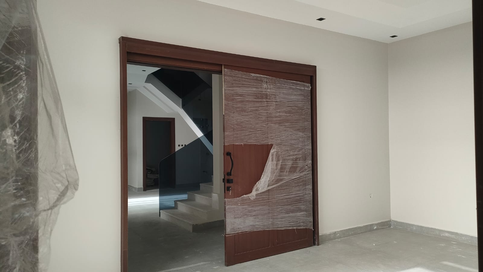 property_image_undefined