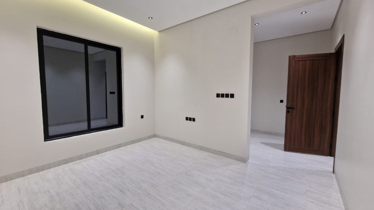 property_image_undefined