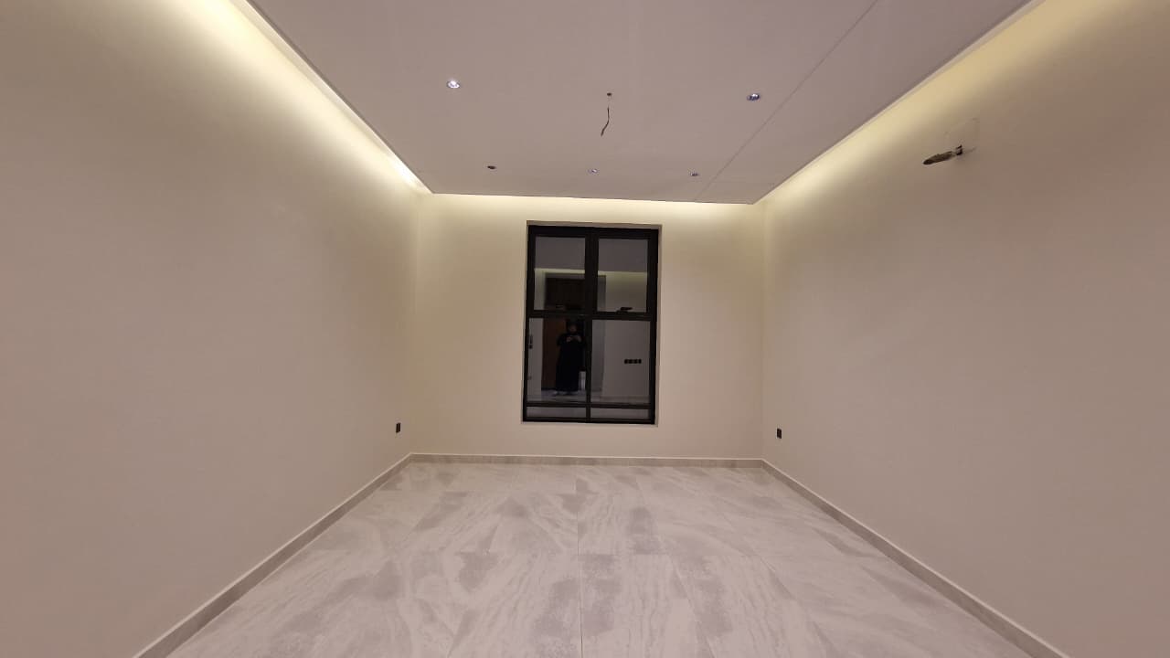 property_image_undefined