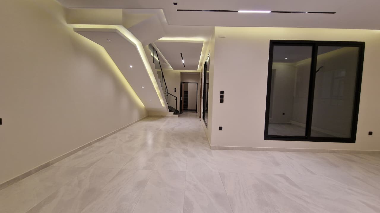 property_image_undefined