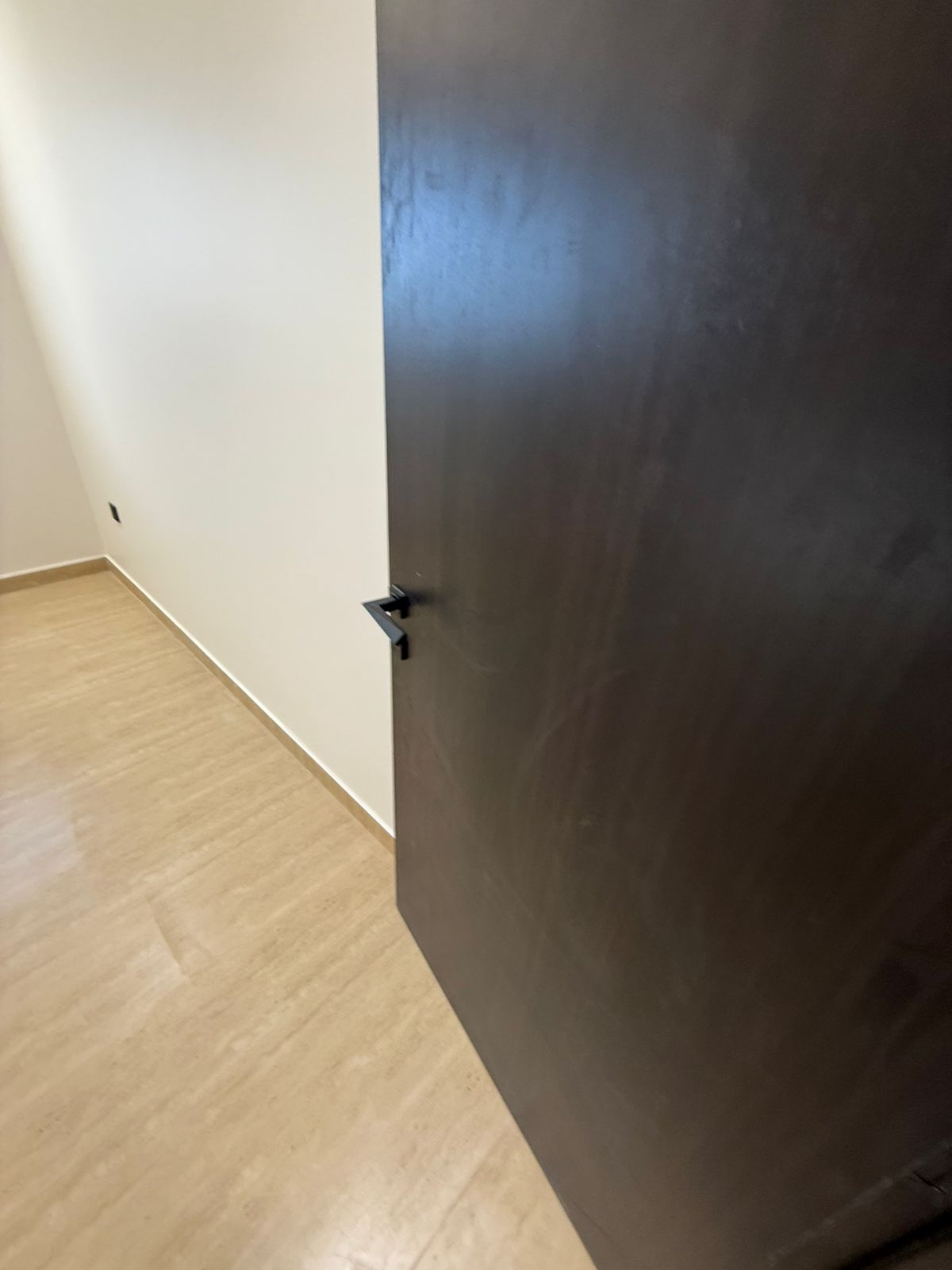 property_image_undefined