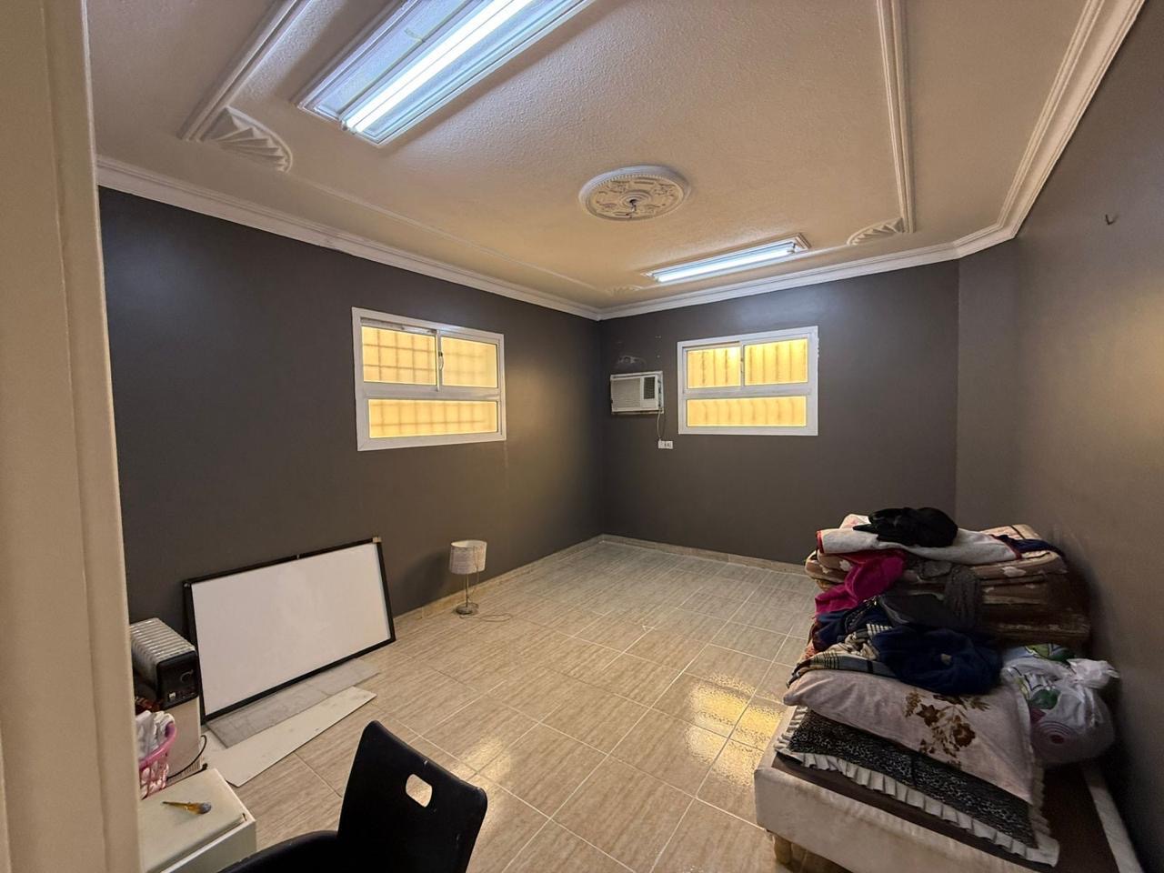 property_image_undefined