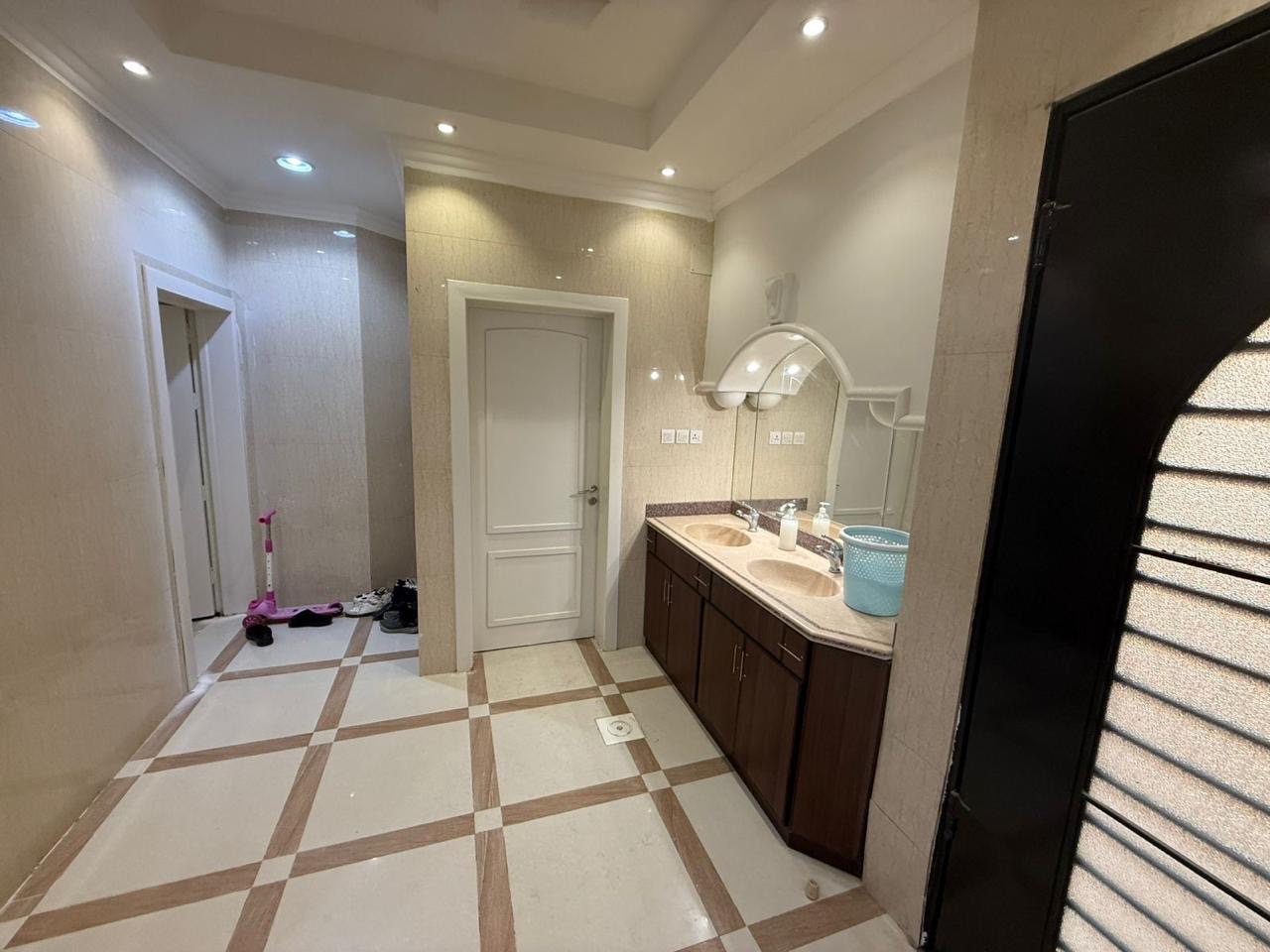 property_image_undefined